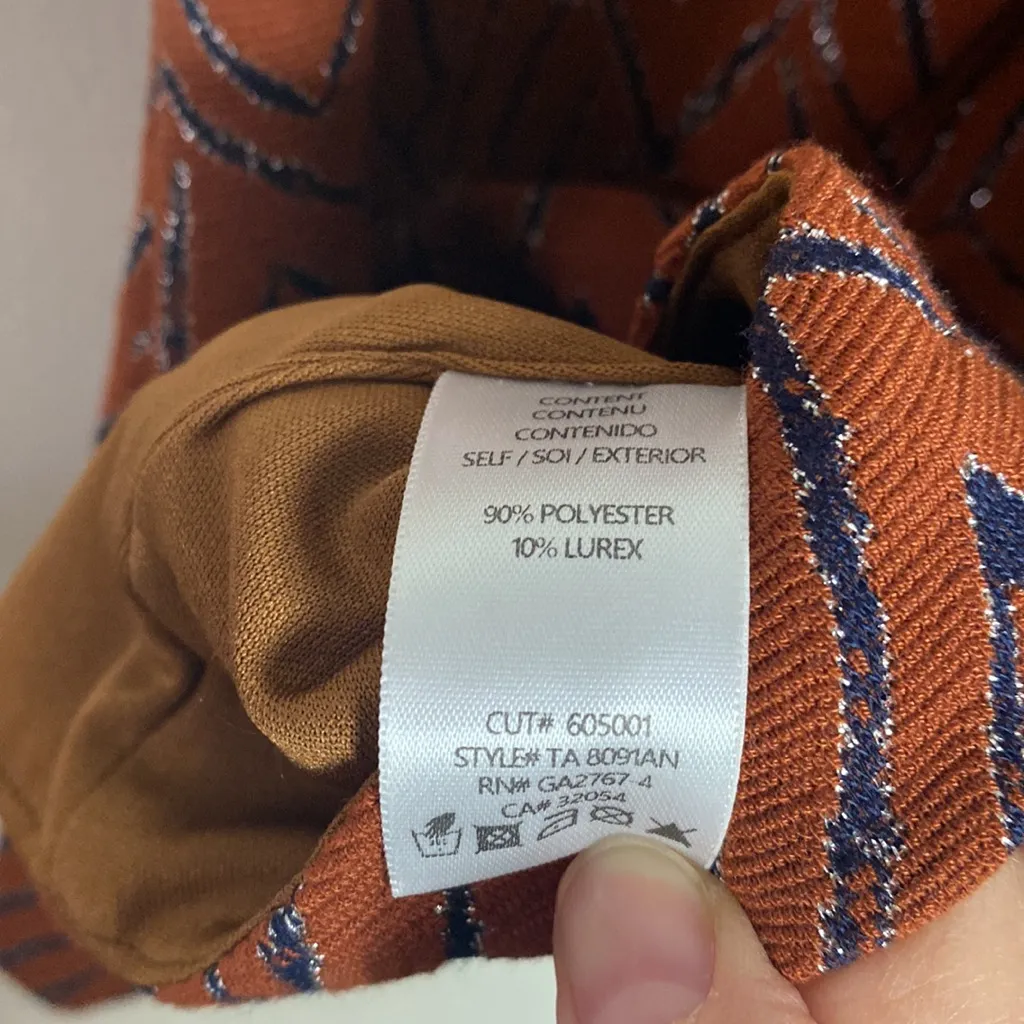 Anthropologie Eva Franco sheen chevron print terracotta front twist top size S - Image 11