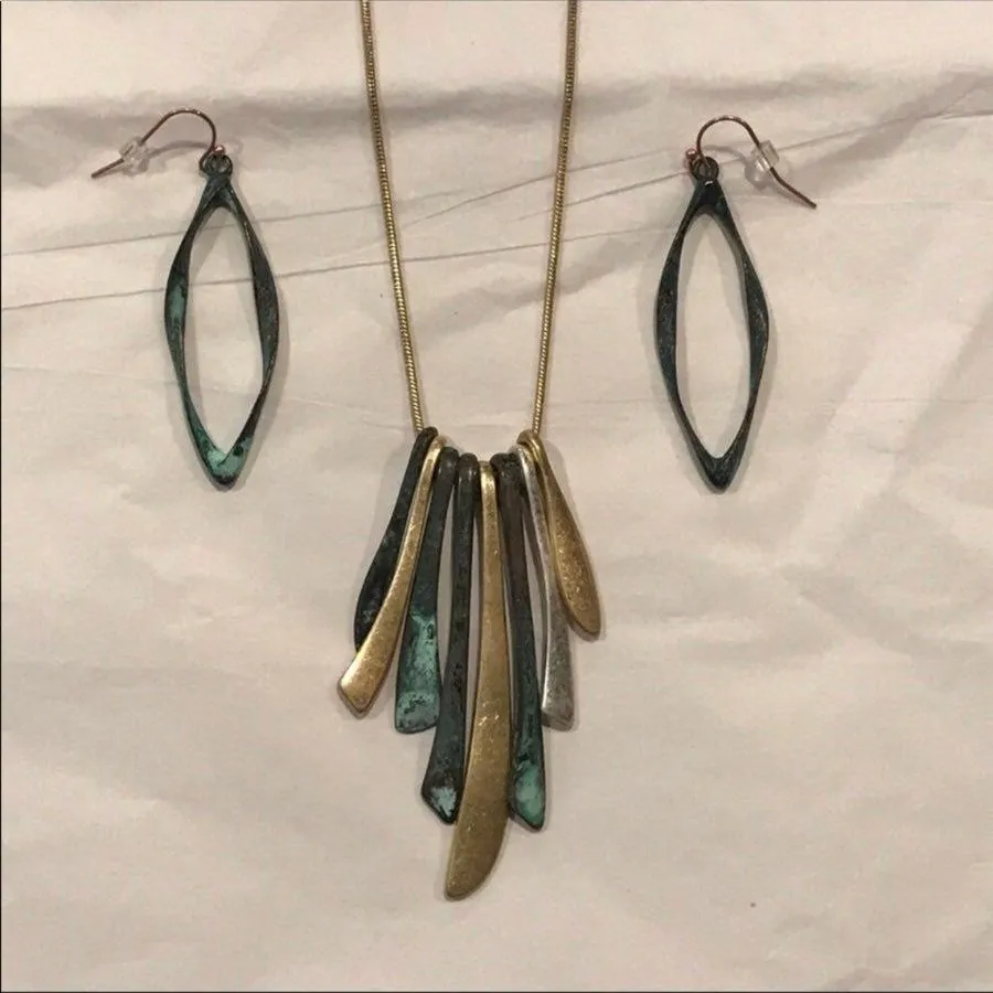 Patina Gold Necklace & Oval Earrings - Image 6