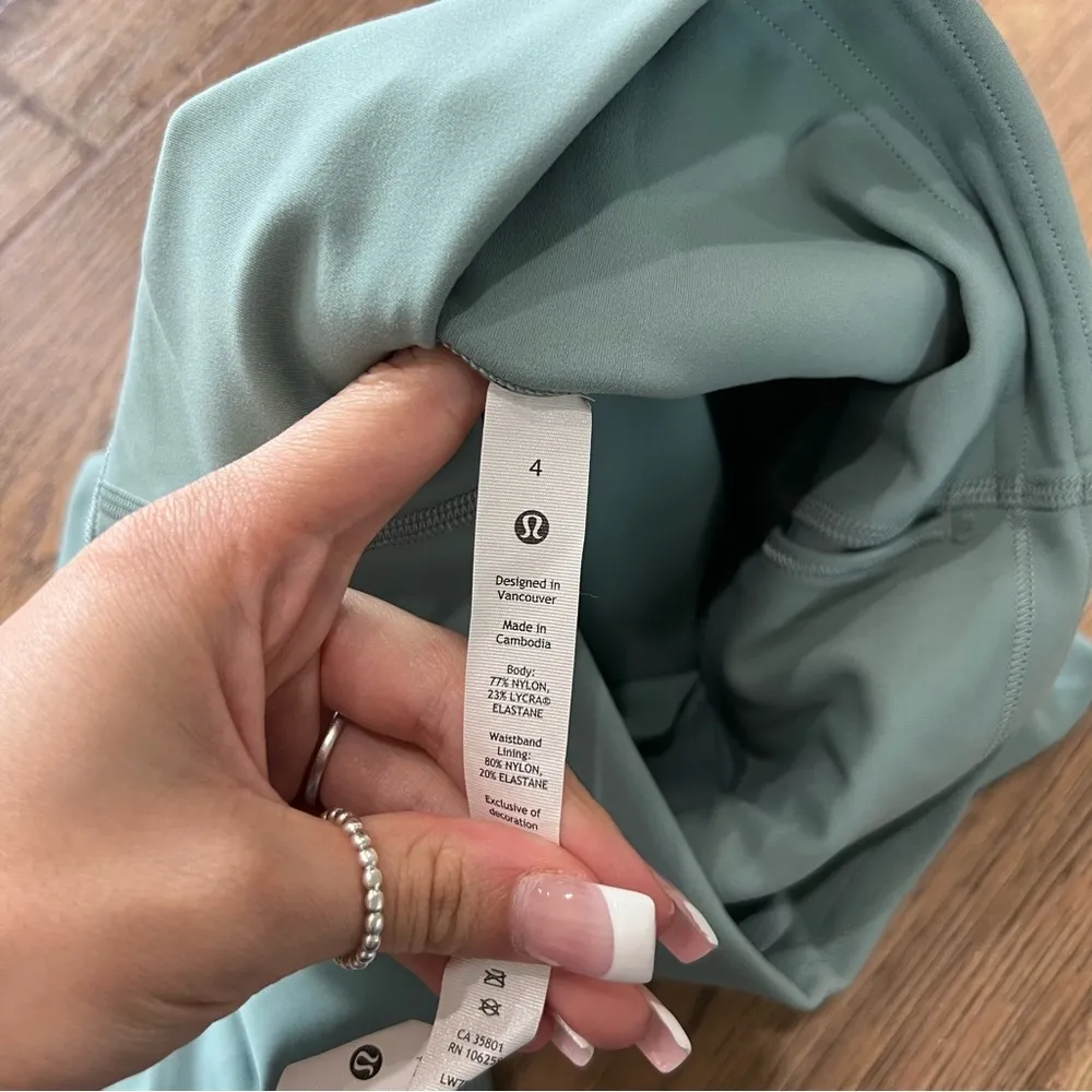 Wunder Train Contour Fit High-Rise Short 8" Misty Glade - Image 5