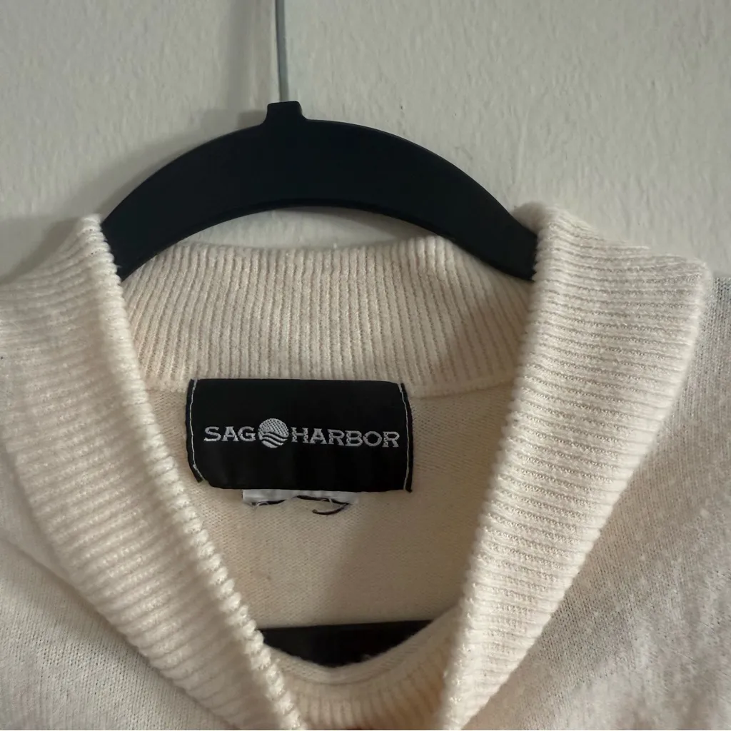 Sag Harbor Neutral Color Short Sleeve Tee Size M - Image 2