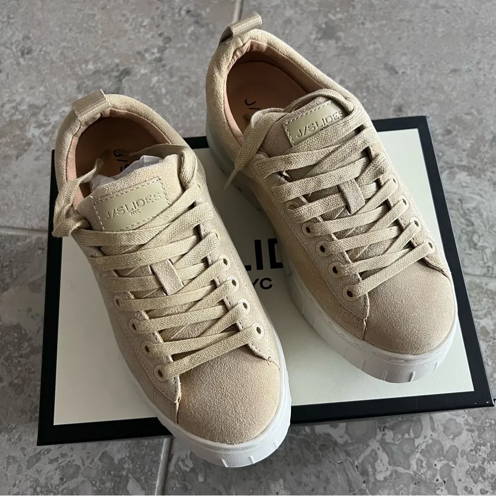 J/Slides NYC Suede Leather Platform Sneakers Sand Lace-Up Size 6.5 New(Sold Out) - Image 9
