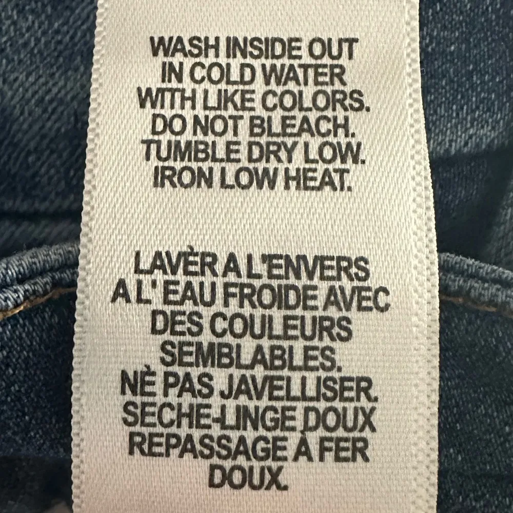 Good American Good Legs Crop Studded Split Hem Jeans Size 2/26 - Image 13