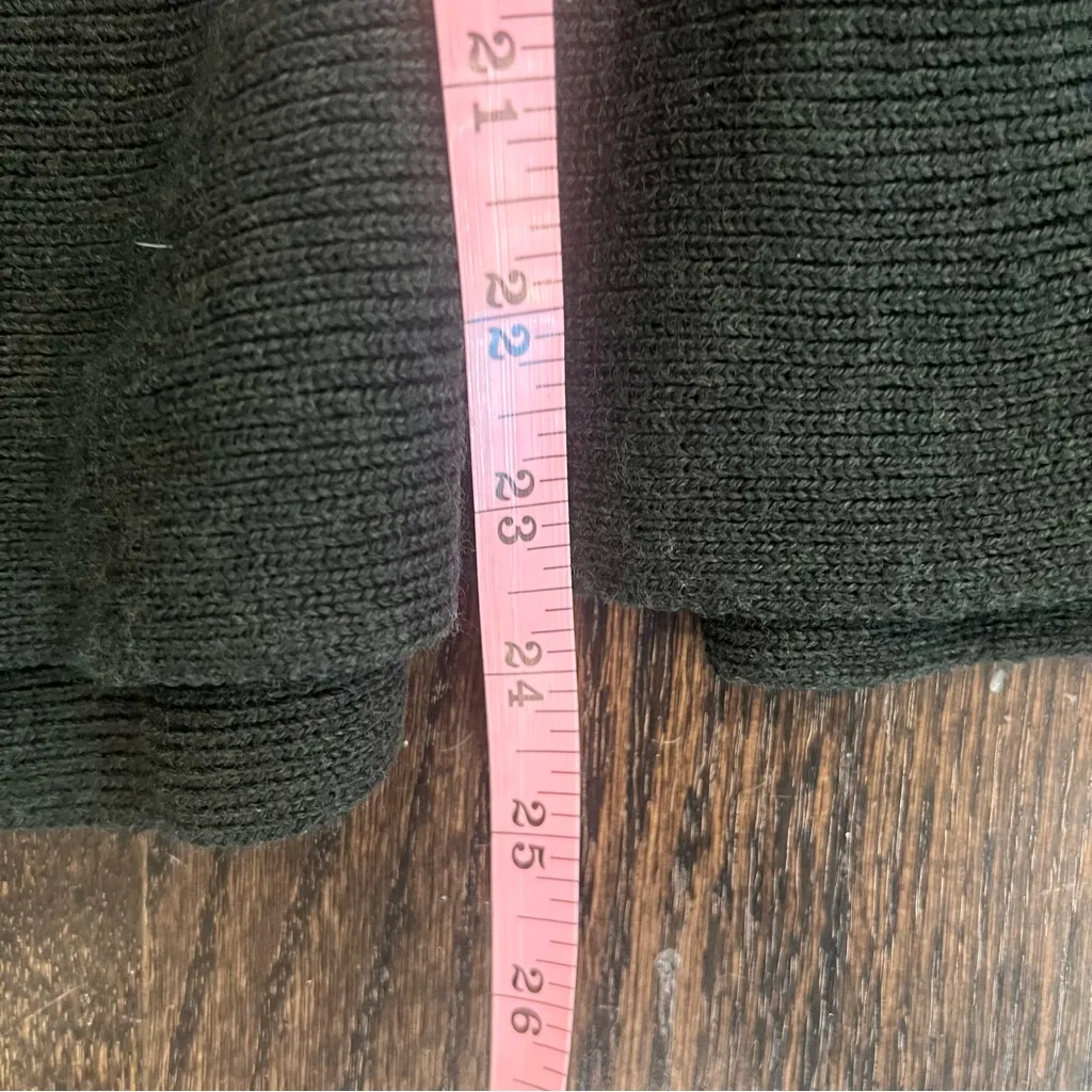 Chic Dark Green 100% Wool Odeeh Crew Neck Sweater Black - Image 6