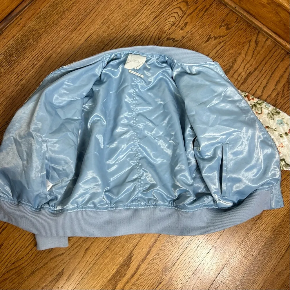 Urban Outfitters | Cara Reversable Floral Chic Glam Artsy Hipster Bomber Size M - Image 8