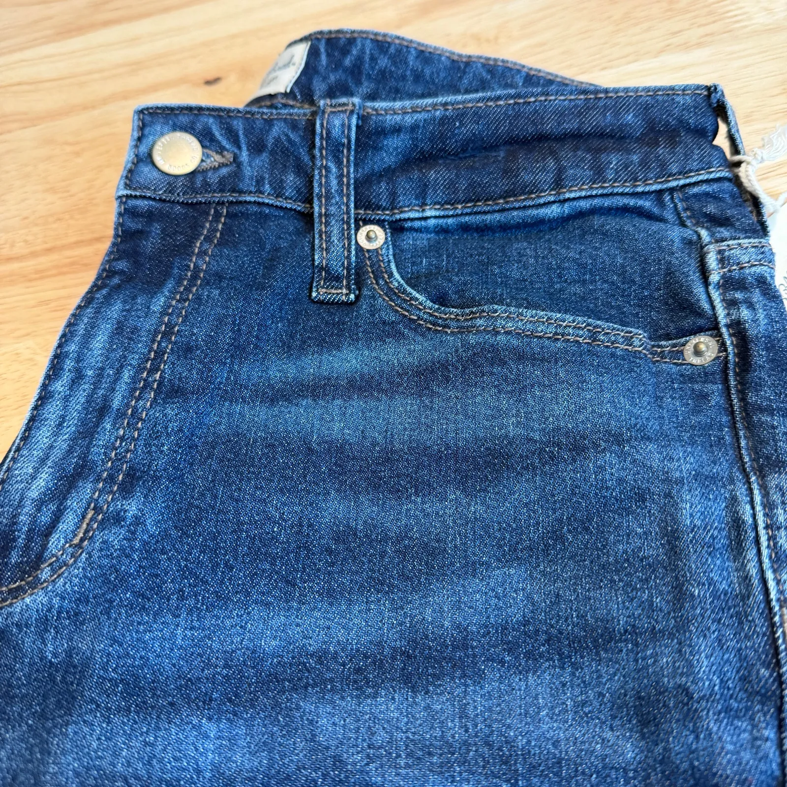 Universal Thread Women's Dark Wash High-Rise Cropped Jeans - Size 2 - NWT - Image 9