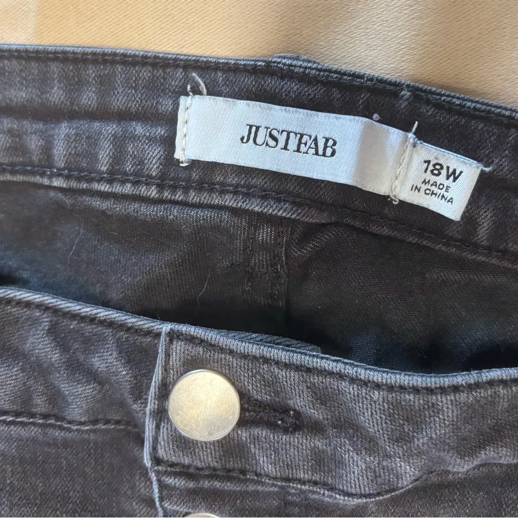 JustFab High‎ Rise Black Women's Jeans - Image 3