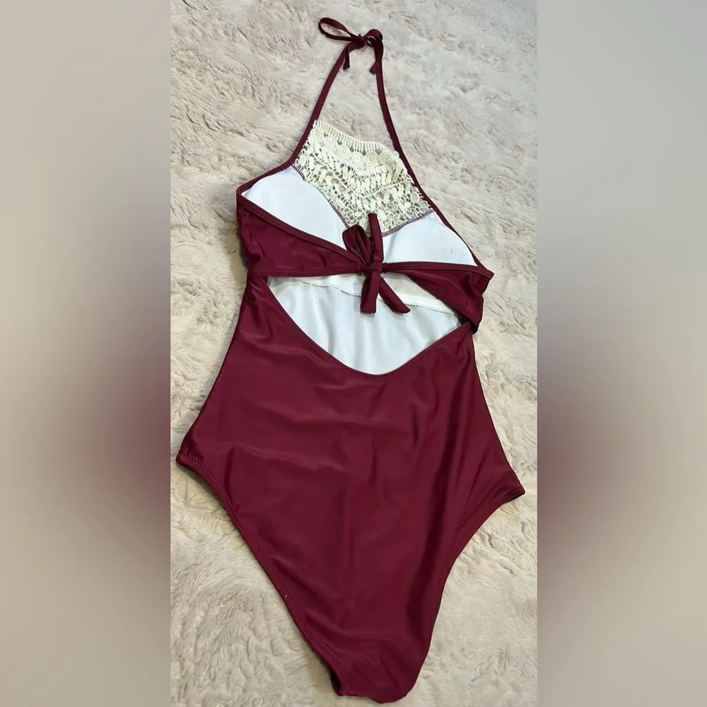 One-piece swimsuit in size s • CUPSHE - Image 6