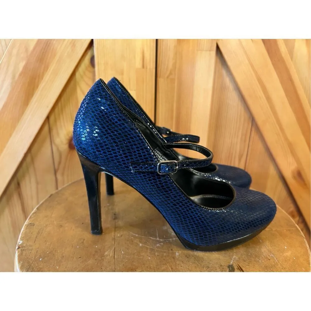 White House Black Market  Bailey Blue Heels Size 6M - Image 3