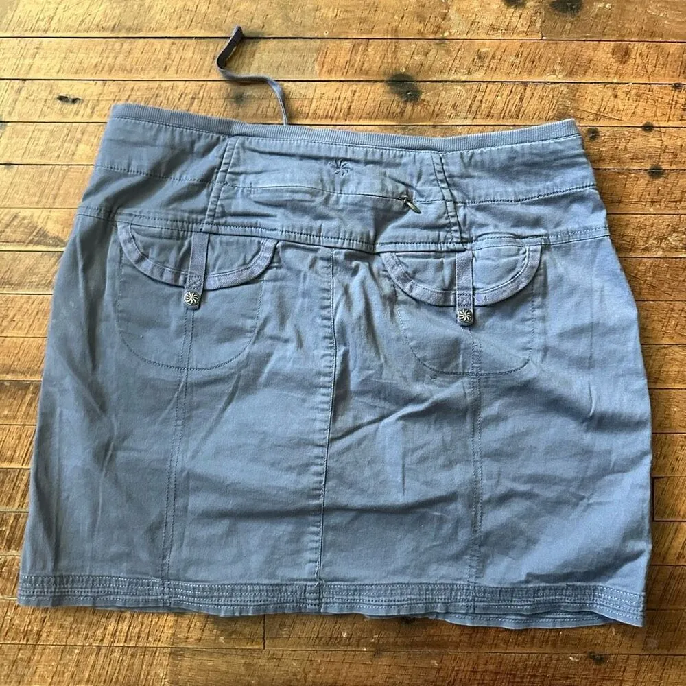 Athleta blue gray cargo pockets Y2K mini Athleisure skirt - Image 2