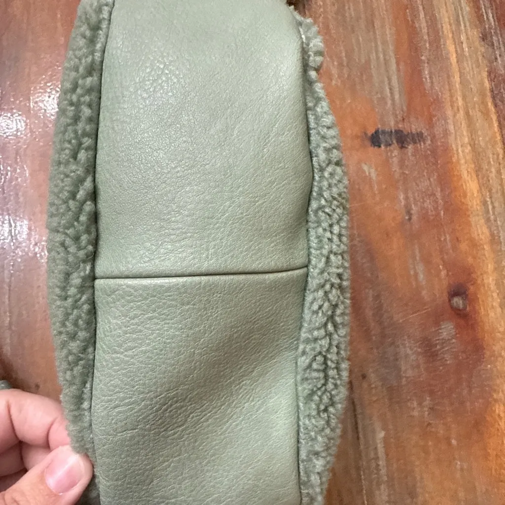 Free People Green Sherpa Shoulder Bag Bag Women’s Winter - Image 8