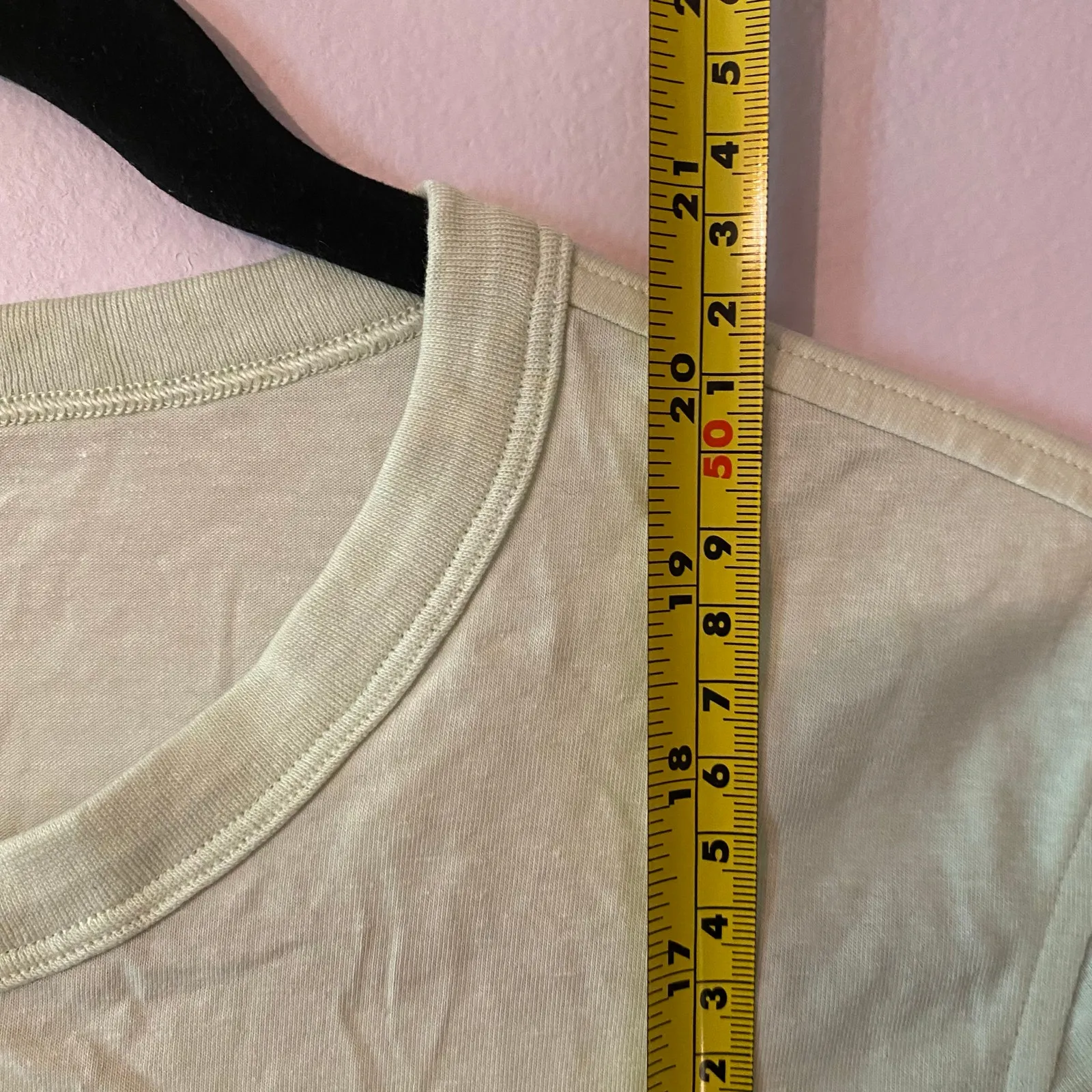 Lululemon Large Mint Green Cropped Short Sleeve Shirt Athleisure Women's size 10 - Image 7