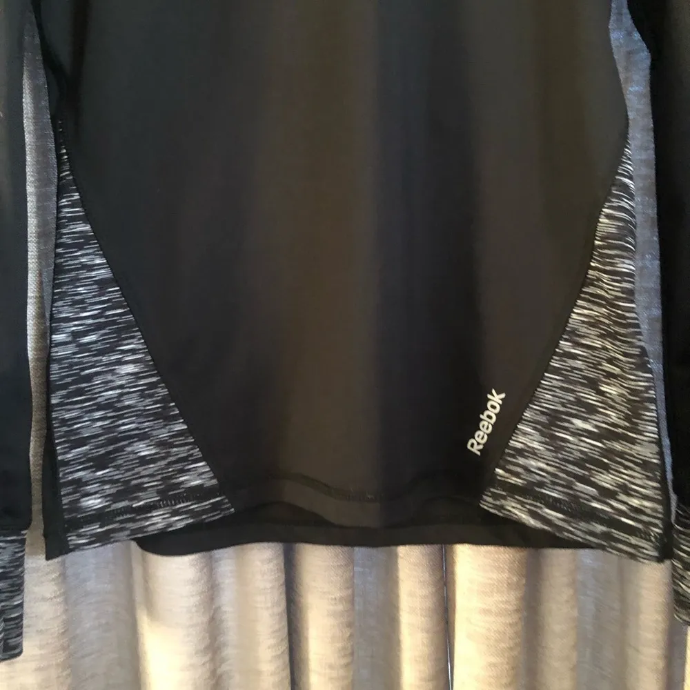 Reebok Black Hooded Lightweight Running Sweatshirt - Image 3