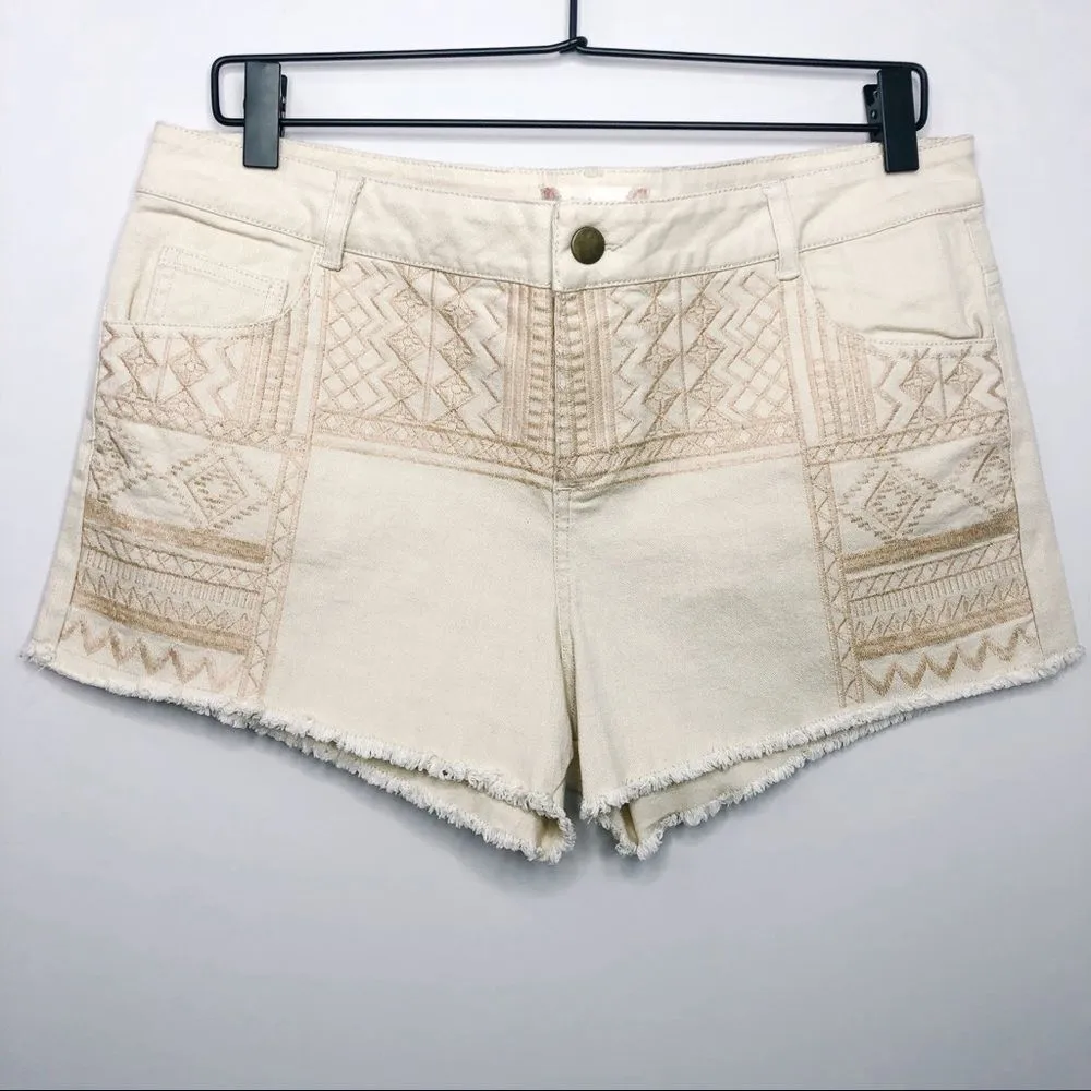 Altar’d State Beige Tribal Print Raw Hem Shorts - Image 6