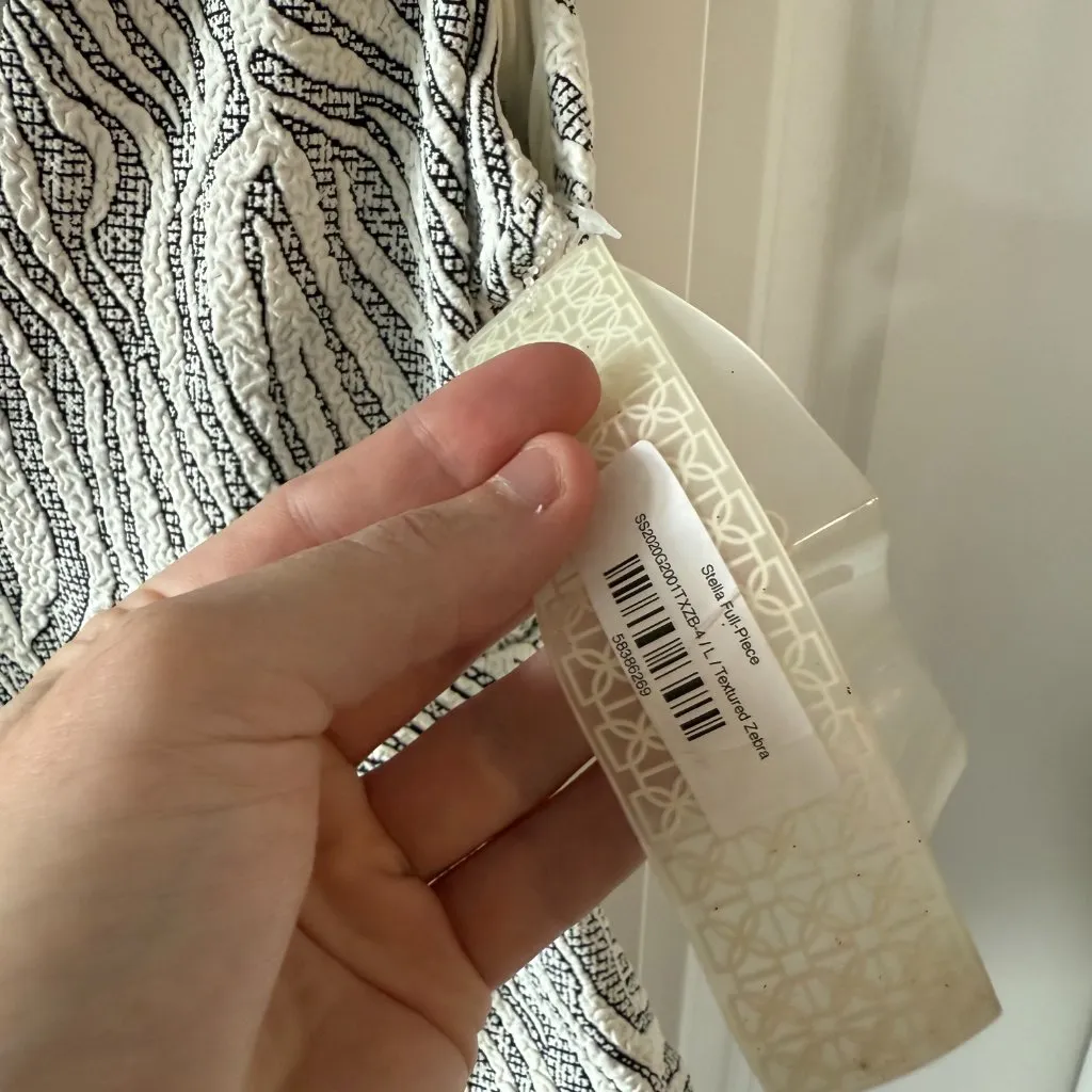 New Devon Windsor Stella Full Piece Bikini Size Large Textured Zebra Gray - Image 3