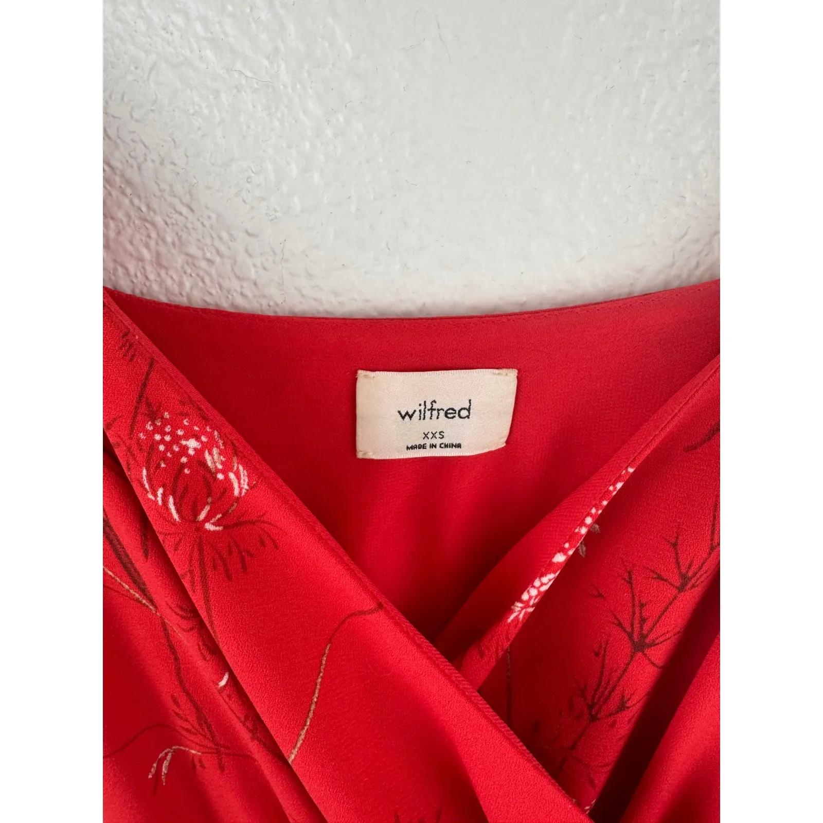 Aritzia Wilfred Red Floral Print Wide Leg‎ Cropped Jumpsuit XXS Spaghetti Strap - Image 2