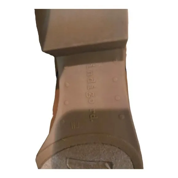 INDIGO Rd. Womens size 6‎ Tan Embroidered Flowers Slip - Image 6