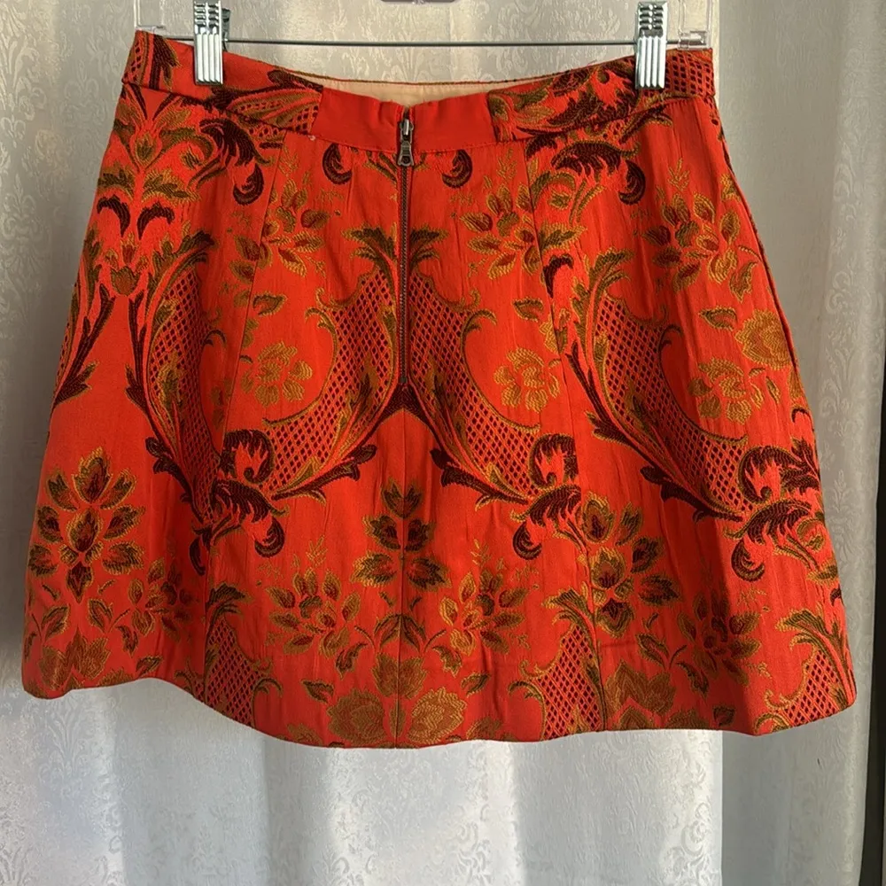 ALICE & OLIVIA TAPESTRY MINI SKIRT Sz: S - Image 2