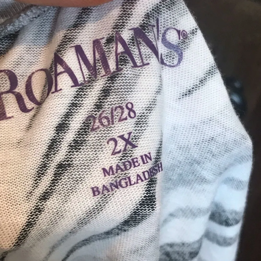 Roaman's Size 2X Short Sleeve Striped Blouse Black White Gray - Image 4