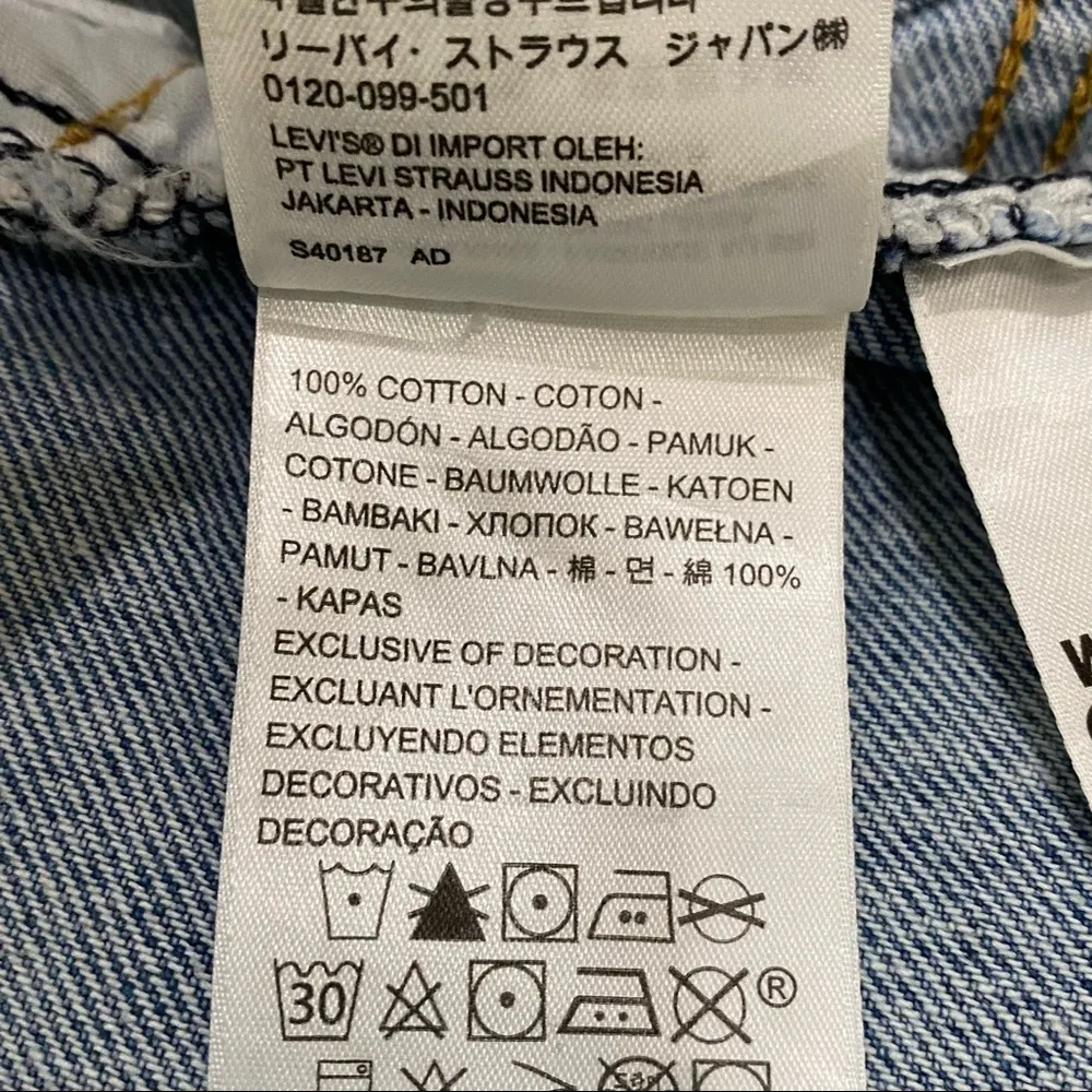 NWT Levi's Womens Ex Boyfriend Trucker Denim Jacket Floral Embroidered Size L - Image 13