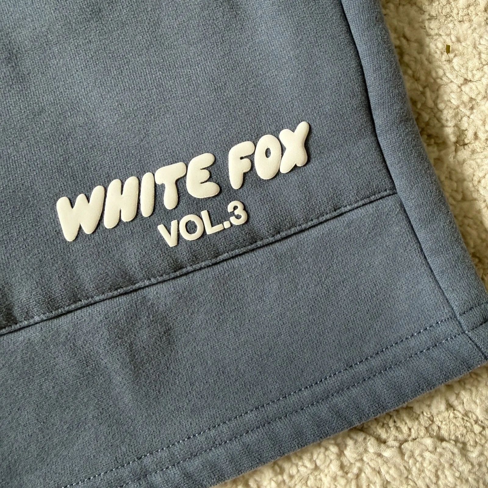 White Fox Boutique White Fox Offstage Lounge Shorts Shadow Size Medium - Image 4
