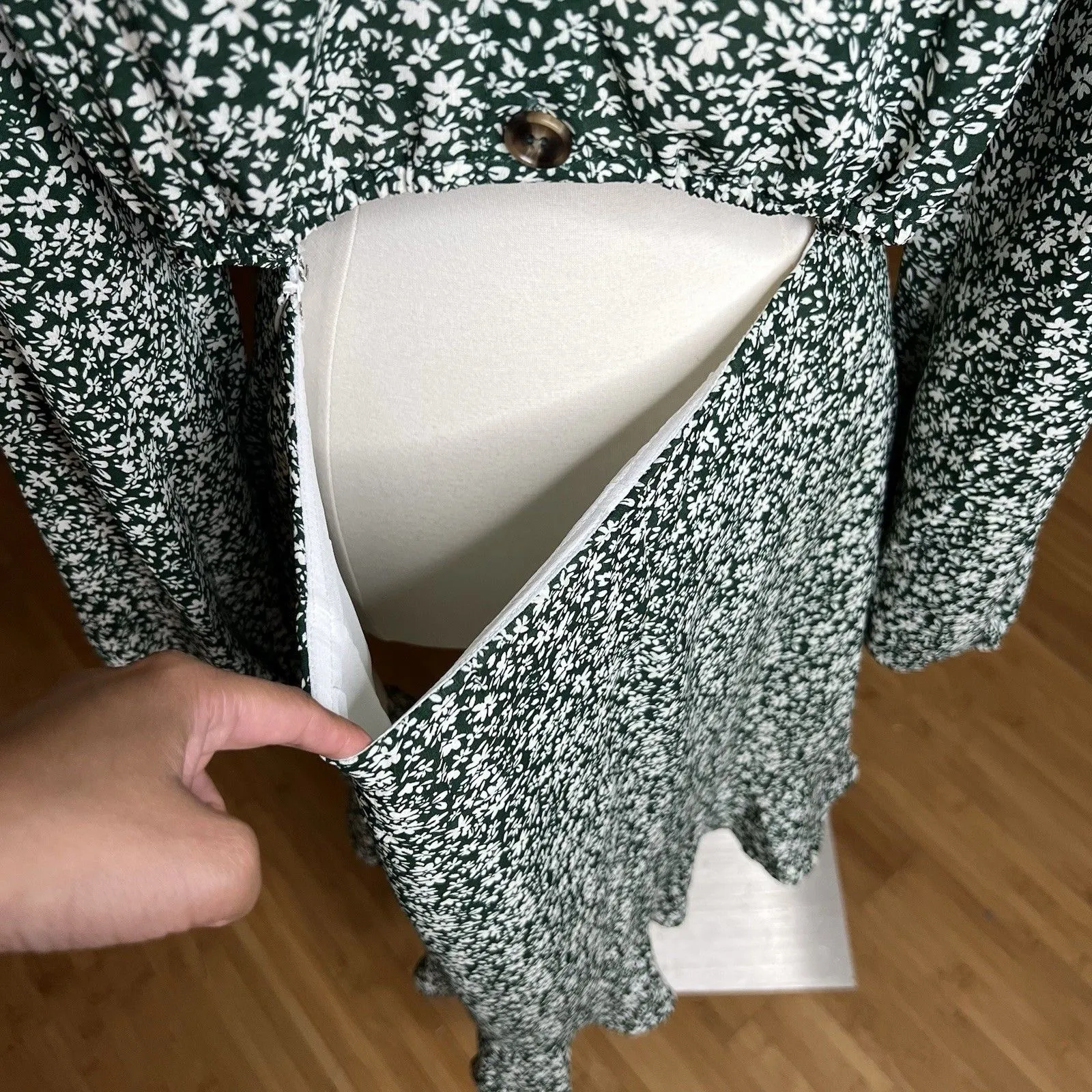 Lulus Mini Dress‎ XL Green Floral Ruffled Cut Out Back Long Sleeve - Image 10