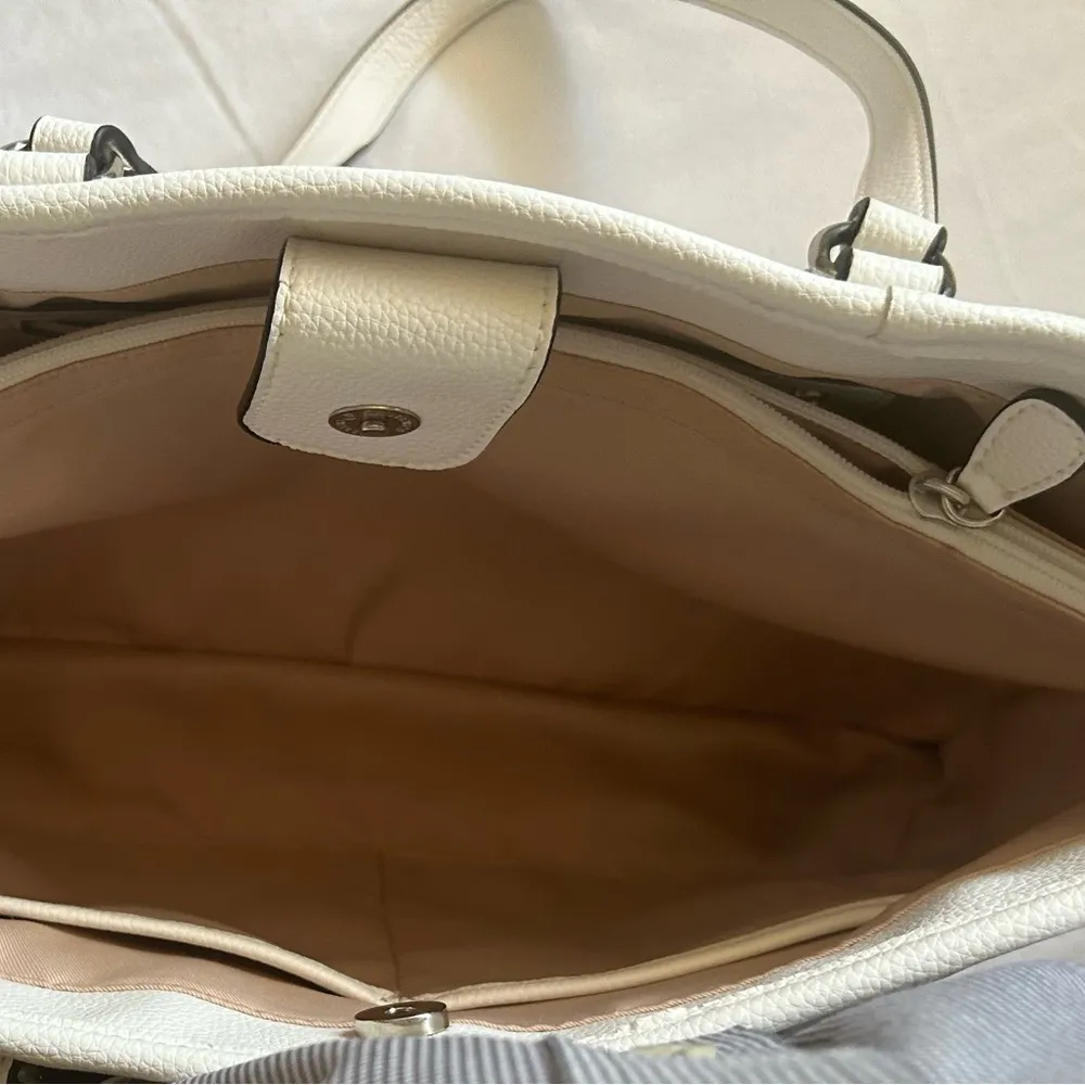 Dana Buchman White Tote Bag with Textured Lattice Design -like NEW - Image 6