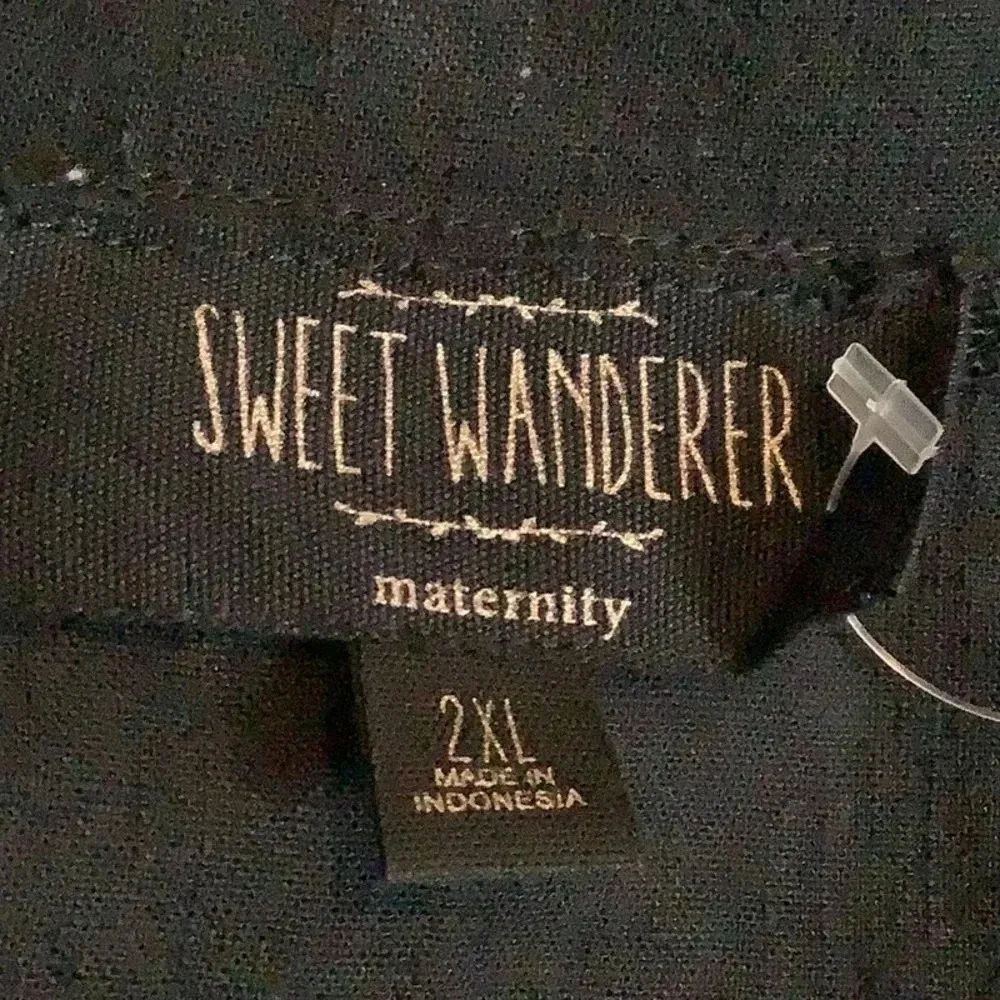 Sweet Wanderer Black Button Short Sleeve. Maternity size 2X Top New - Image 6