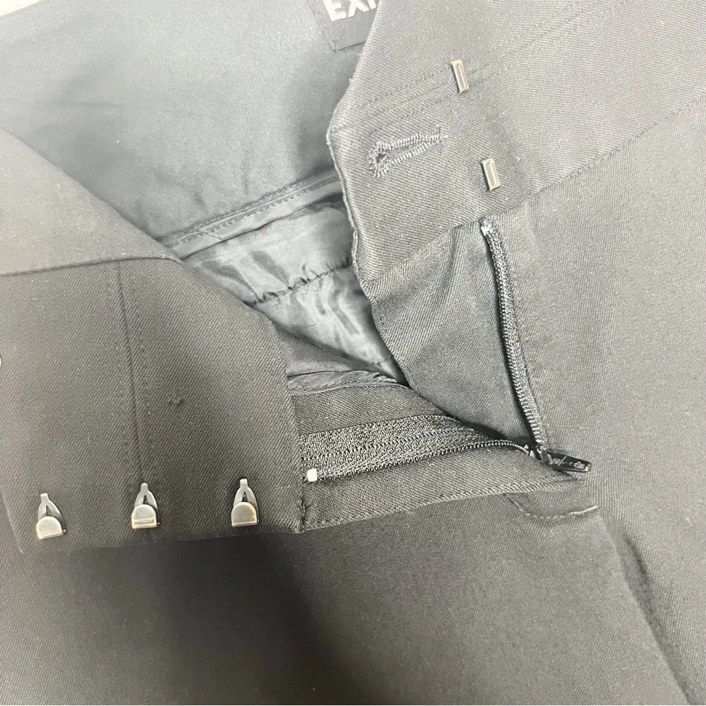 Express Black Editor Pants Size 10 Inseam 28 inches - Image 4