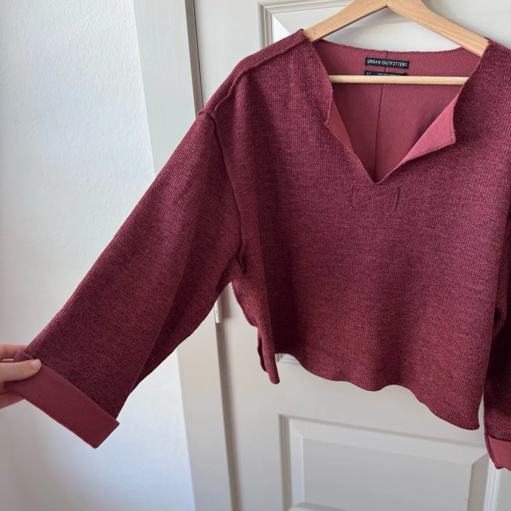 Urban Outfitters Jax Inside Out Notch Maroon Long Sleeve V-Neck Sweater Small - Image 7