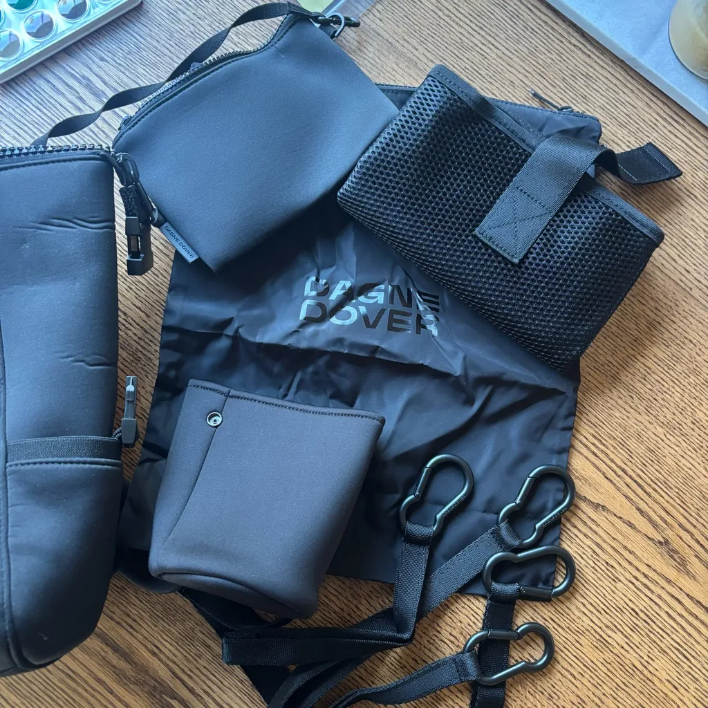 Dagne Dover Indi Neoprene Diaper Backpack
size small in onyx - Image 7