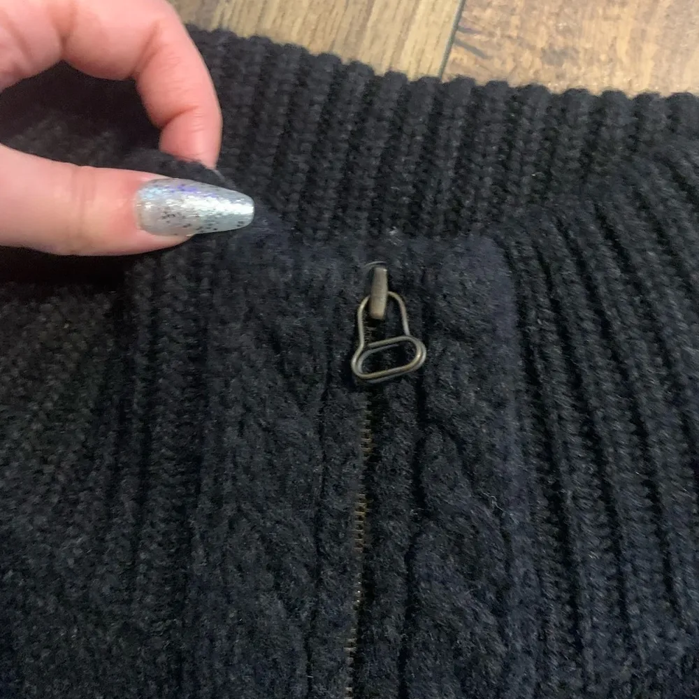 Robert Rodriguez  cable knit oversized sweater black size medium holiday winter - Image 2