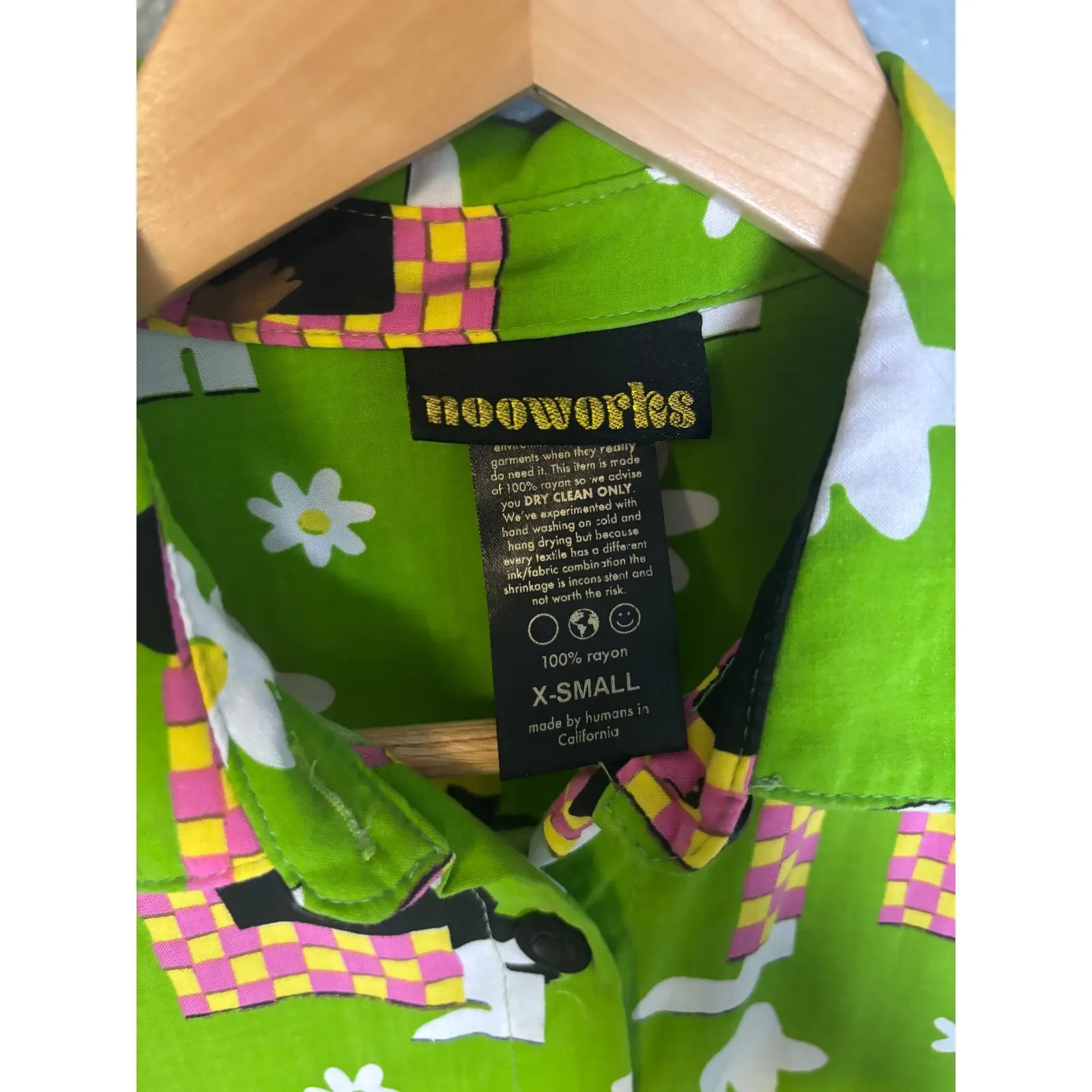 Nooworks Short Sleeve Button Up Shirt Checkered Ladies Lime Green Size XS - Image 2