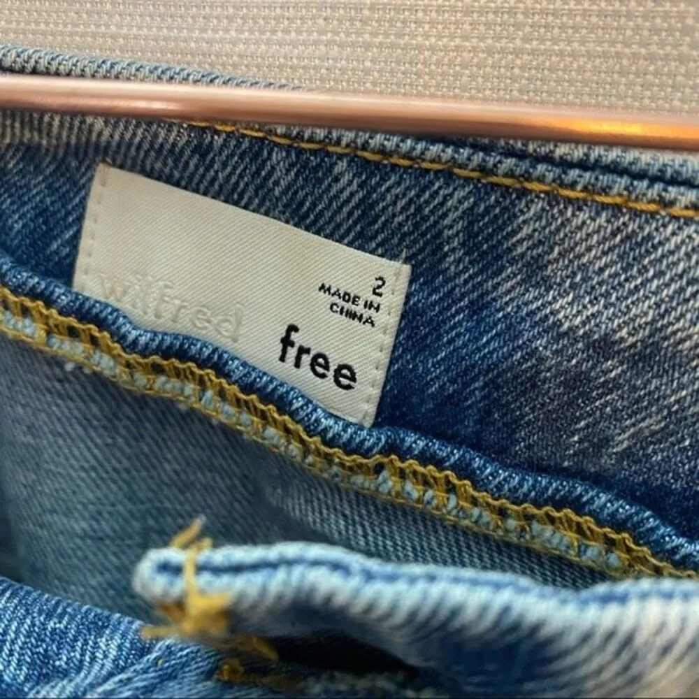 Aritzia Wilfred Denim Skirt size 2 Blue - Image 3