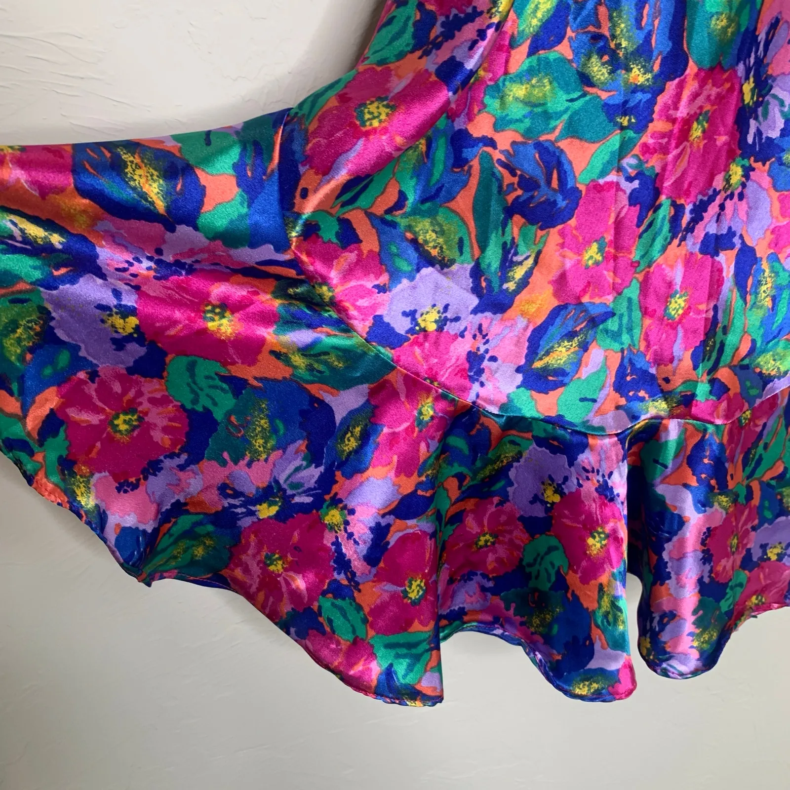 Vintage Y2k Bright Satin Floral Chemise Flounce Hem Sz Medium Pink - Image 8