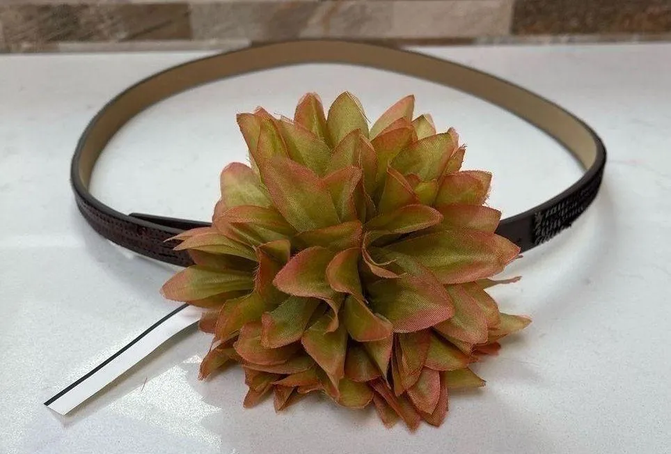 NWT Loft Live LOVE LOFT Flower Sequins Belt brown w yellow flower Sz S - Image 6