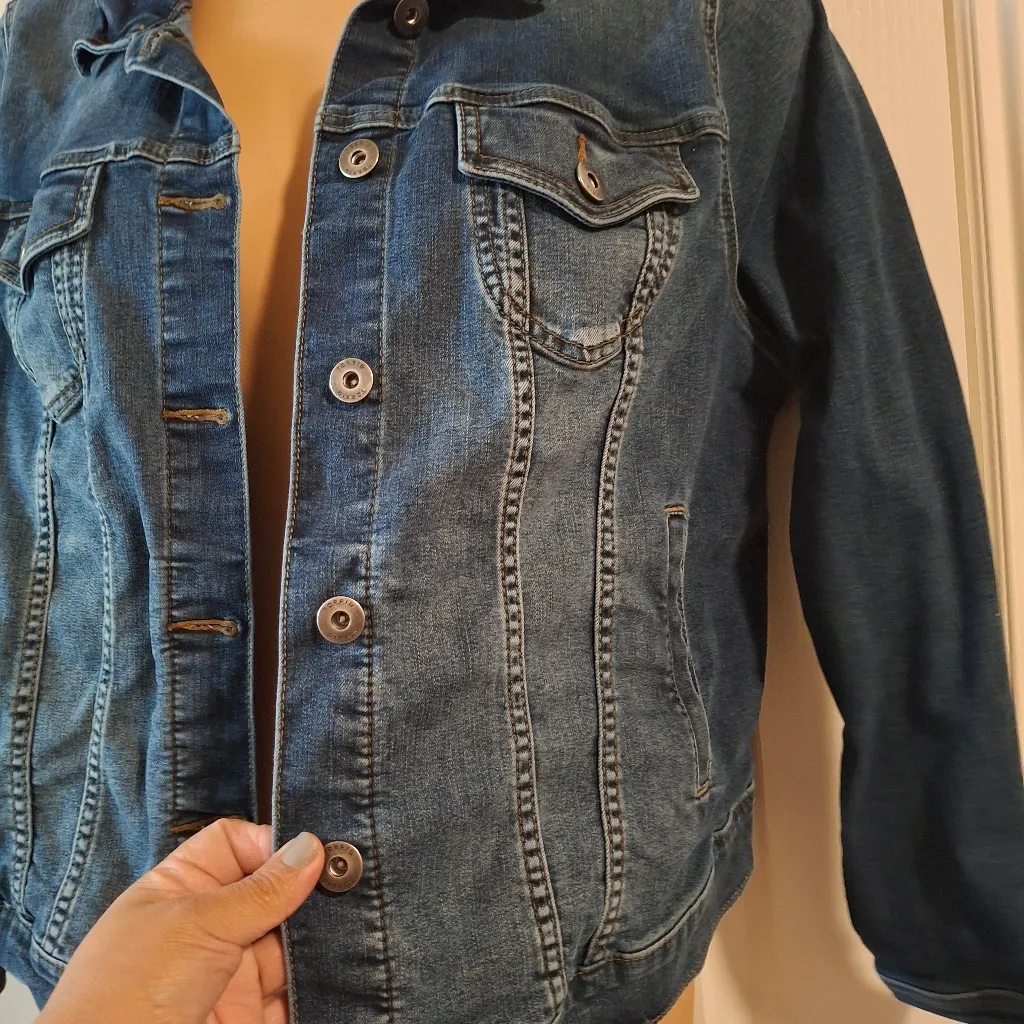 Torrid Sz 2 Dark Blue Jean Jacket - Image 8