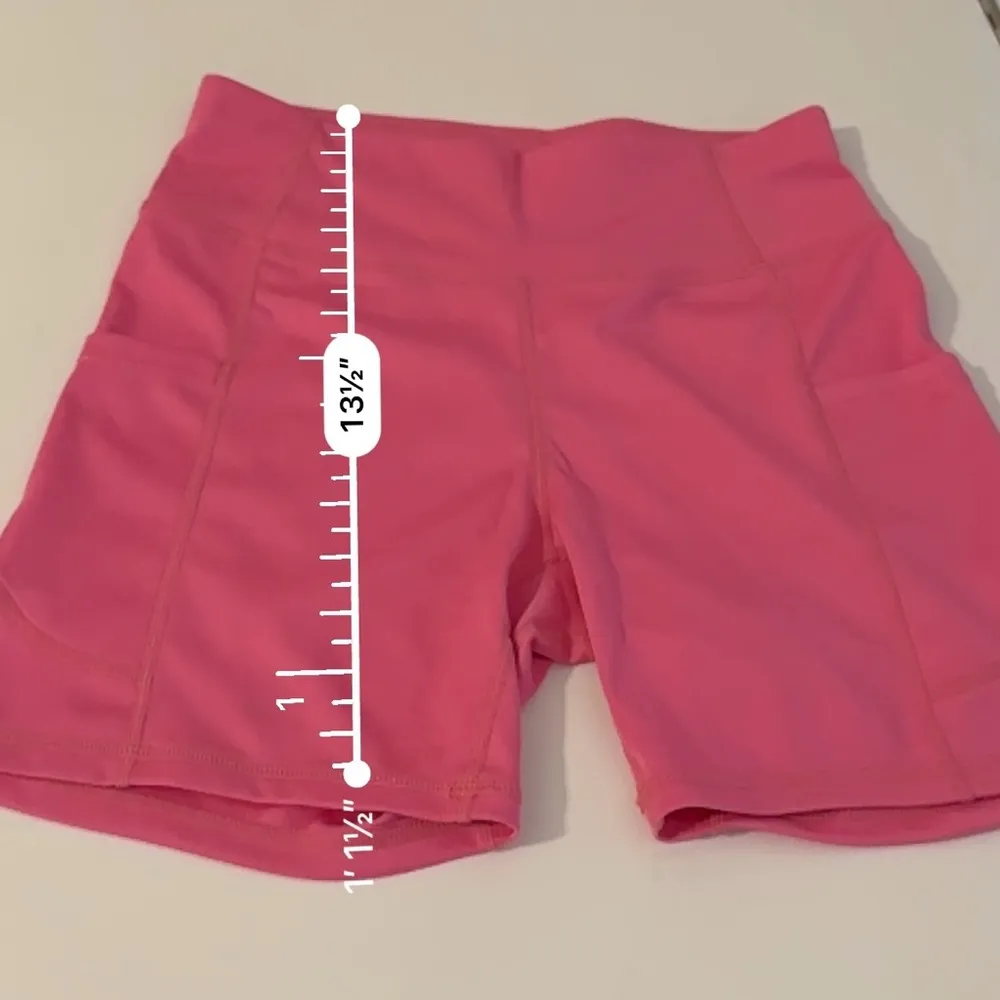 Women’s 5” Pink Biker Shorts With Pockets Size Medium - Image 7