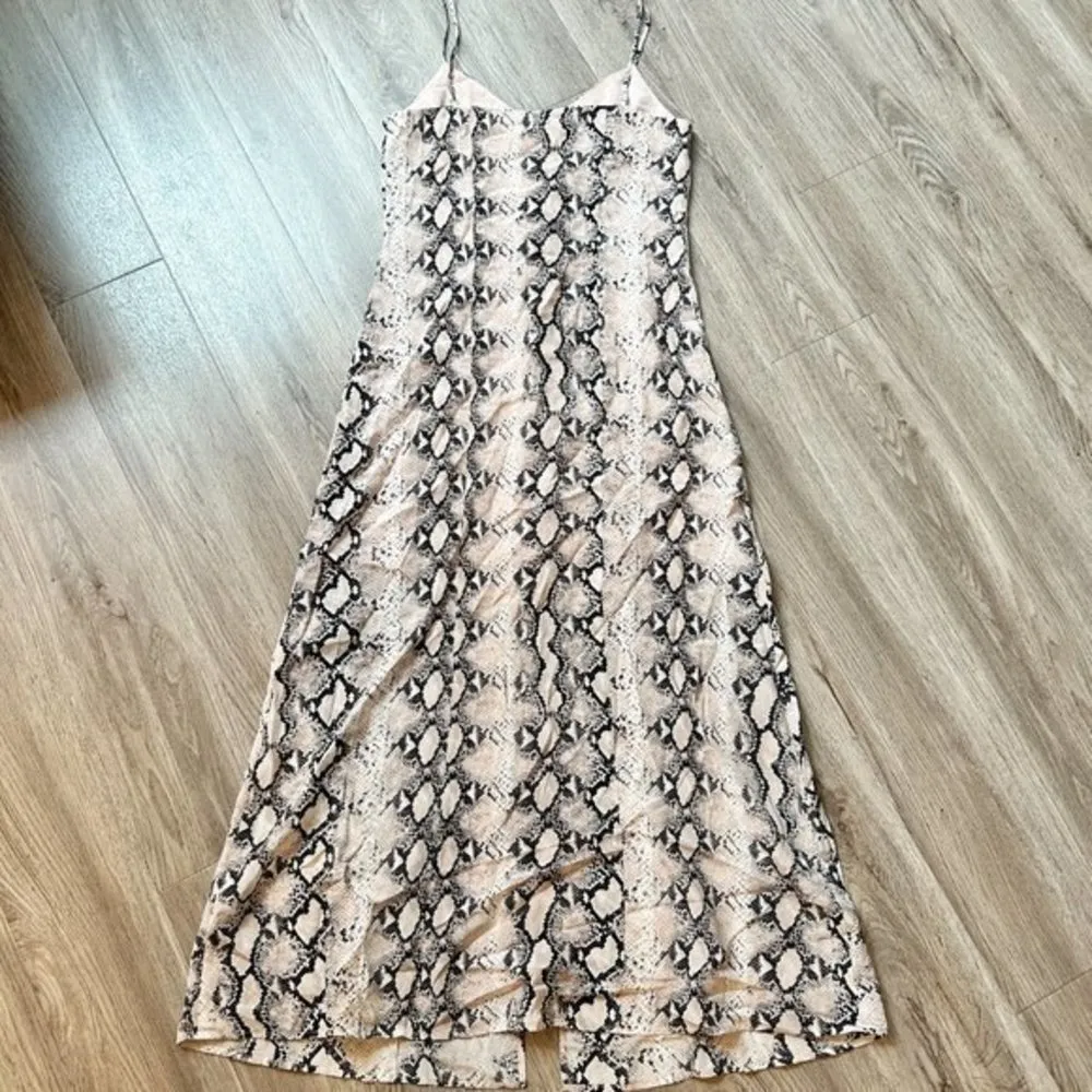 L'AGENCE Romee Silk Maxi Dress Size 2 NWT - Image 8