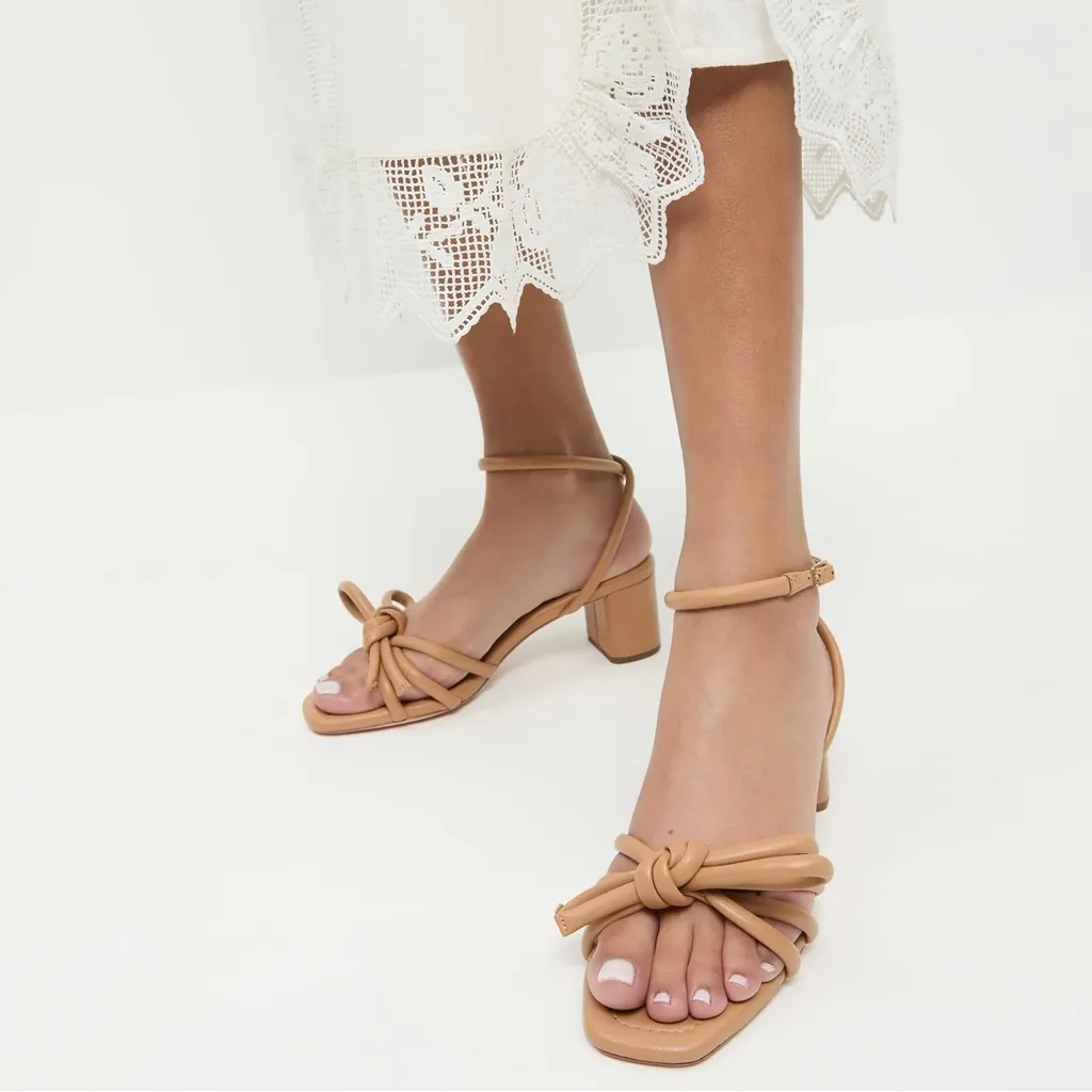 EUC Loeffler Randall Mikel Bow Mid−Heel Sandals in Brown Raffia Size 10B / 40 - Image 3