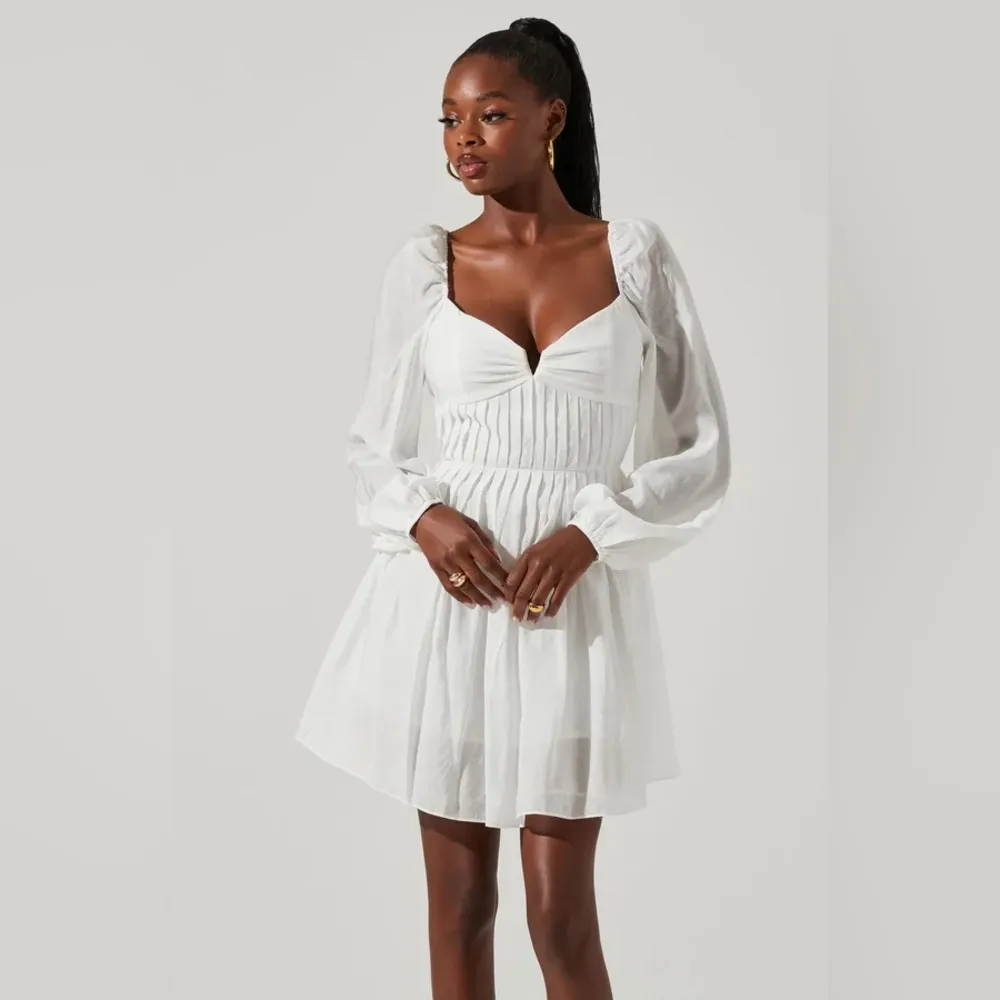 ASTR Carina Mini Dress in Off White Size Small NWT - Image 9