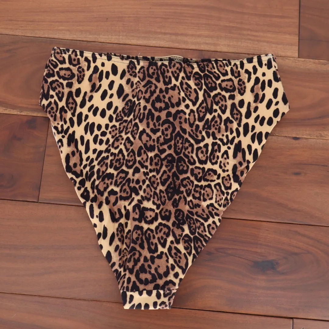ASOS DESIGN Mix Match Rib High Leg High Bikini Bottoms Leopard Print UK 12 Brown Size 8 - Image 4