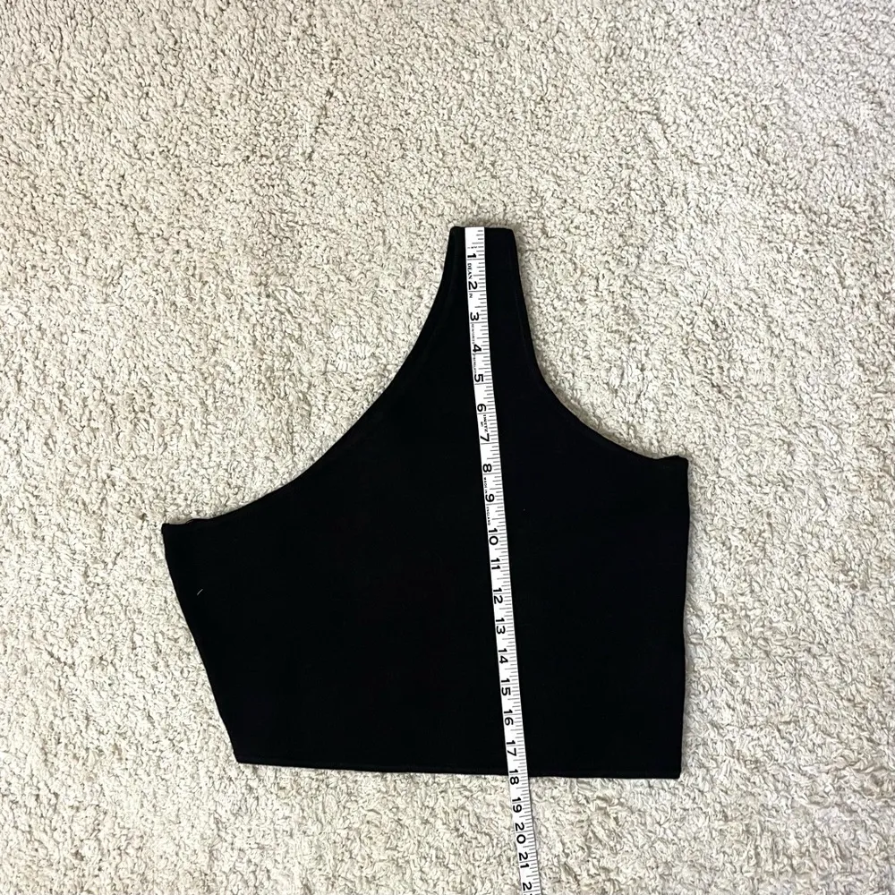 House of Harlow 1960 top - Image 6