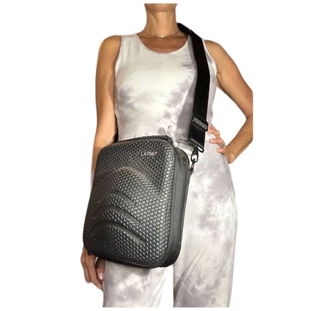 LAT 56 Water resistant IPAD/TABLET TRAVELLER BAG in EUC Black - Image 3