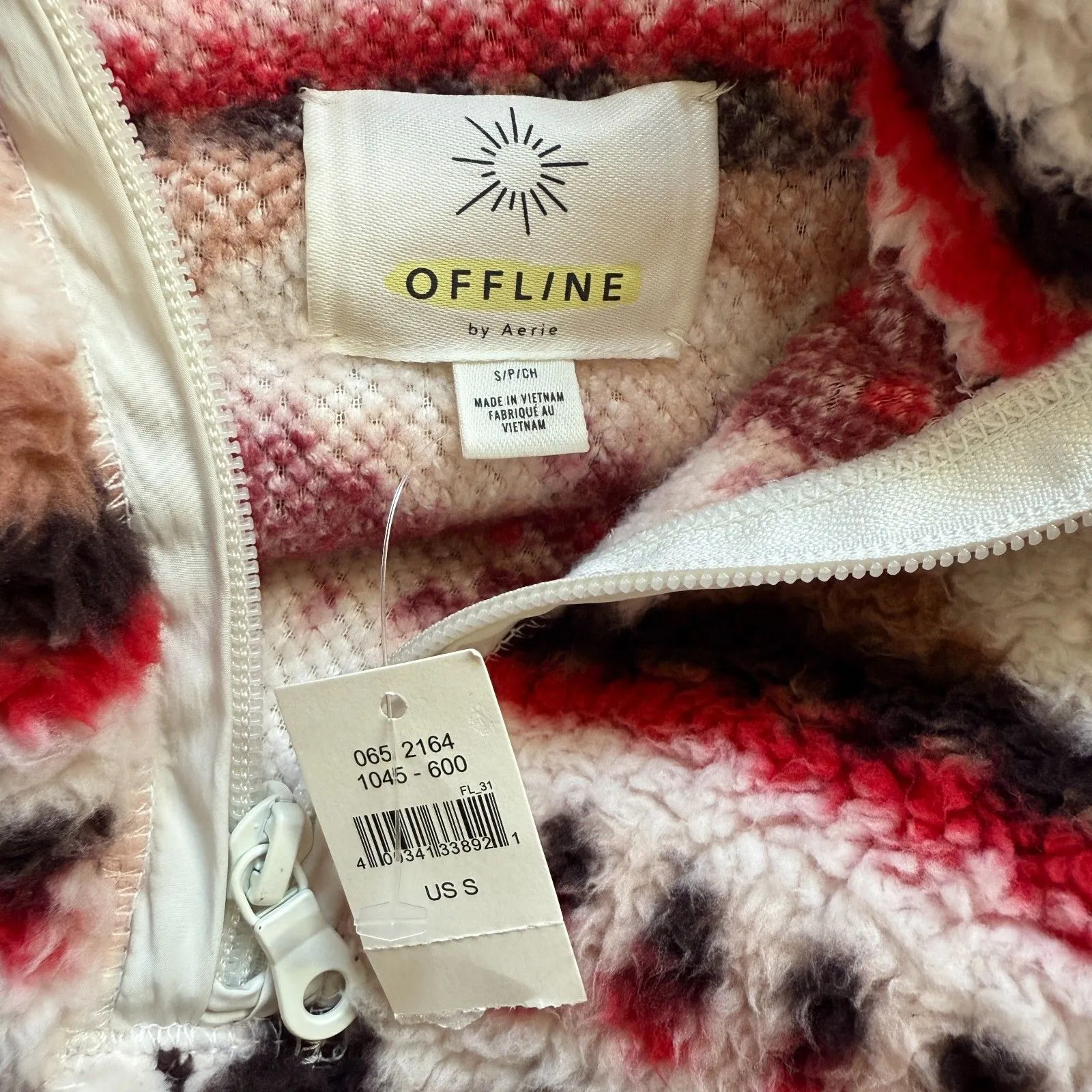 Aerie Offline Sherpa Pullover Size Small - Image 6