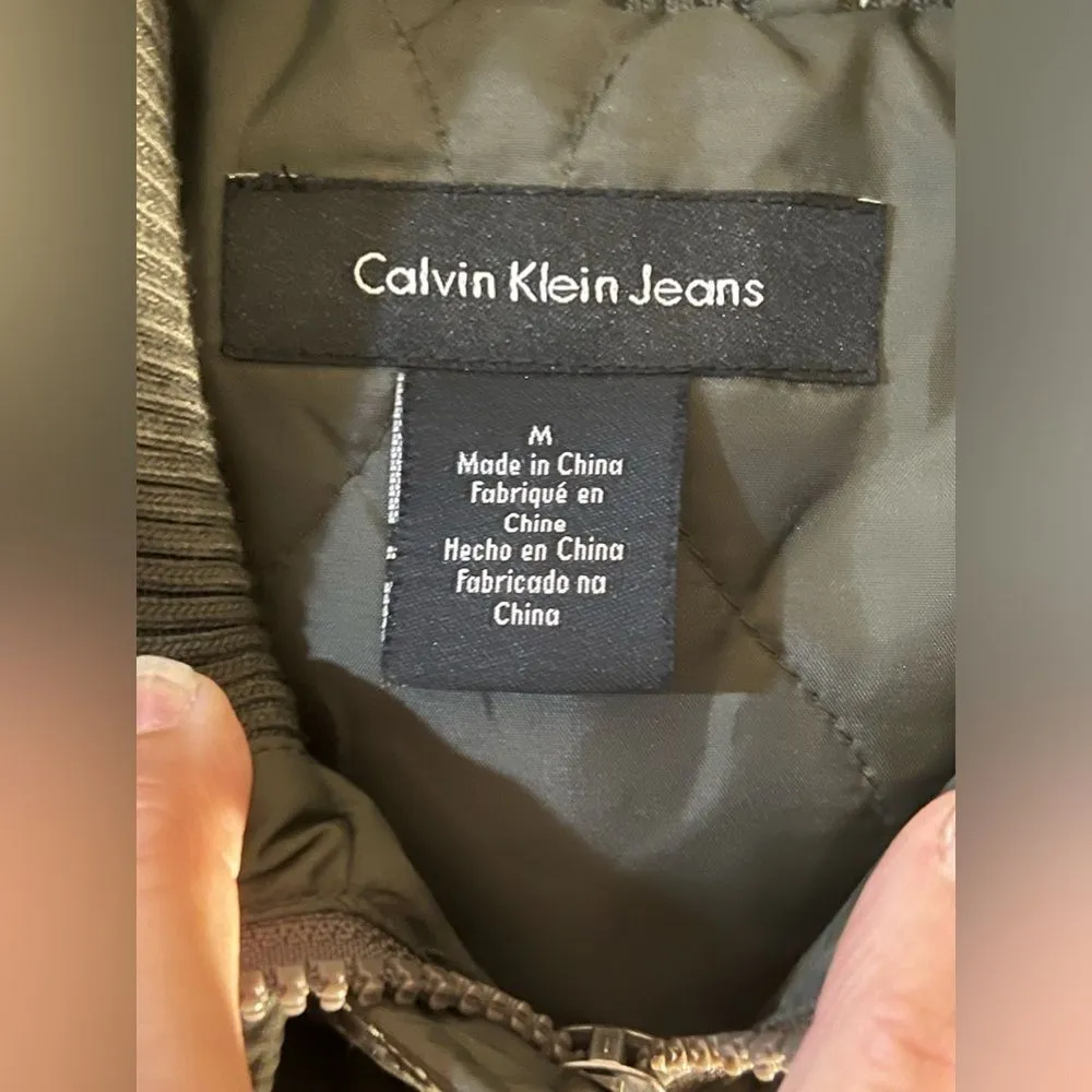 CALVIN KLEIN vest with hood and fur trim, size MEDIUM, Excellent, olive green - Image 3