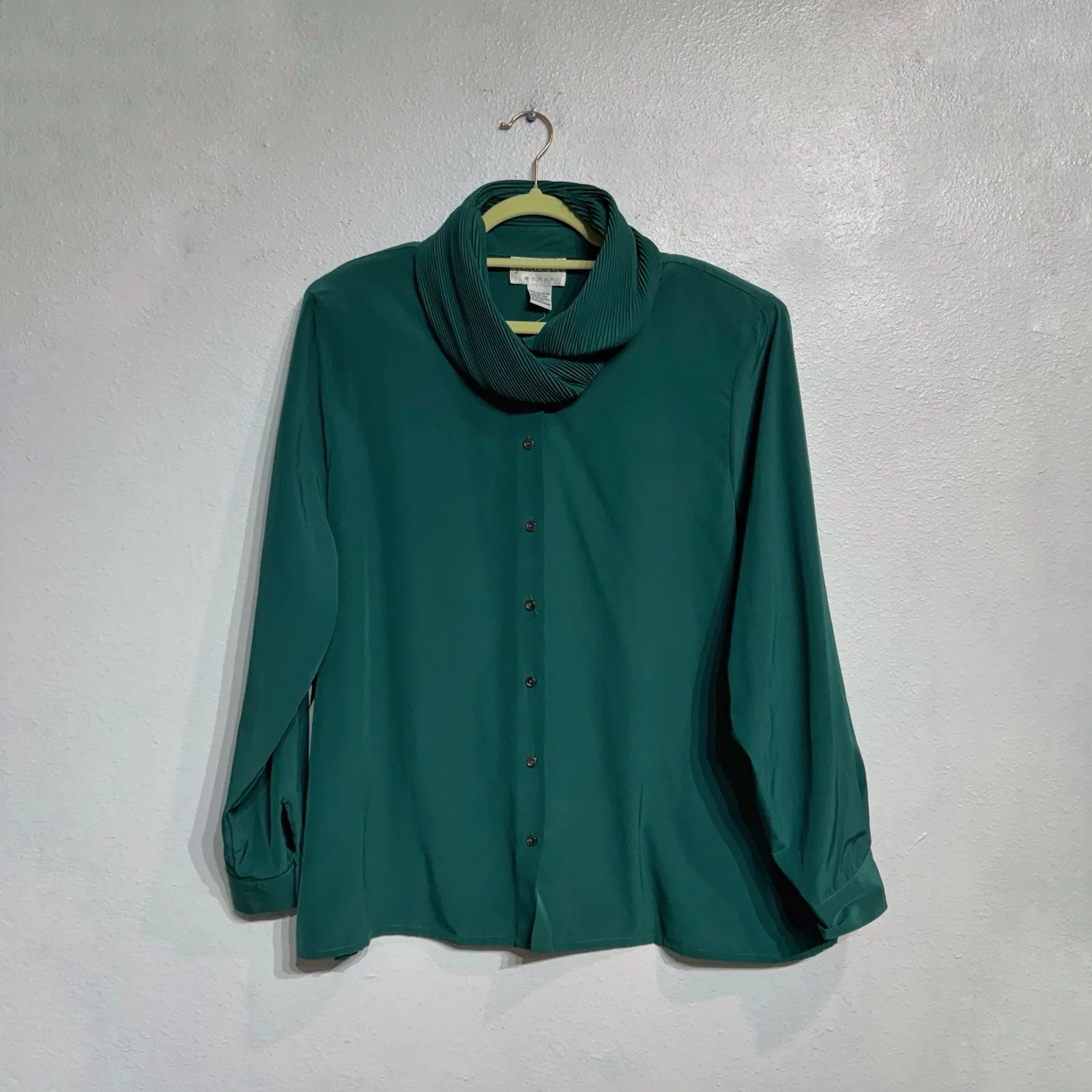 Jordan Woman Green Vintage Blouse Sz 20W - Image 2