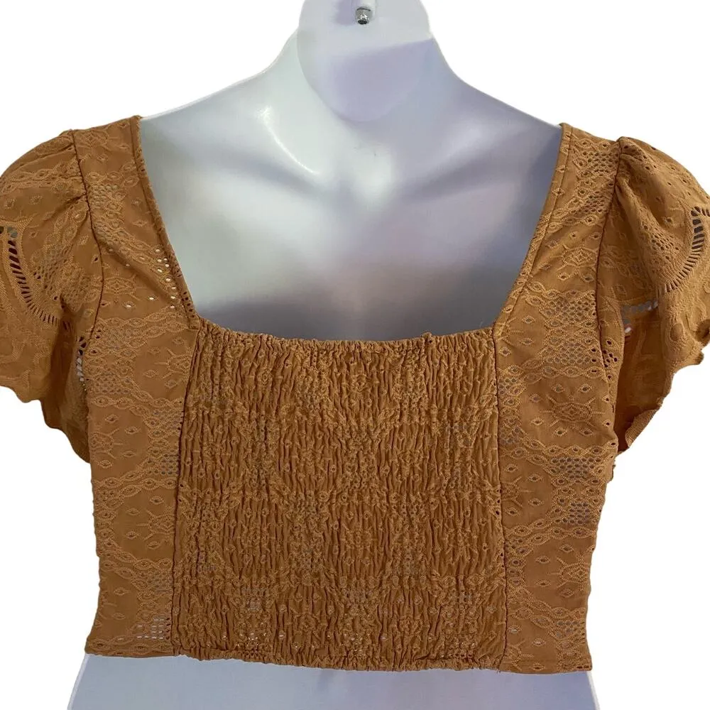 Urban Romantics Women's Eyelet Wrap Front Cropped Smocked Top XL New - Image 8