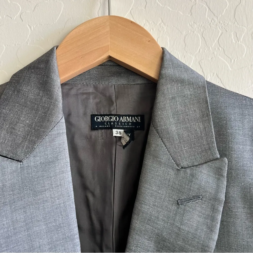 Vintage Giorgio Armani Grey Blazer One Button Front Closure - Image 6