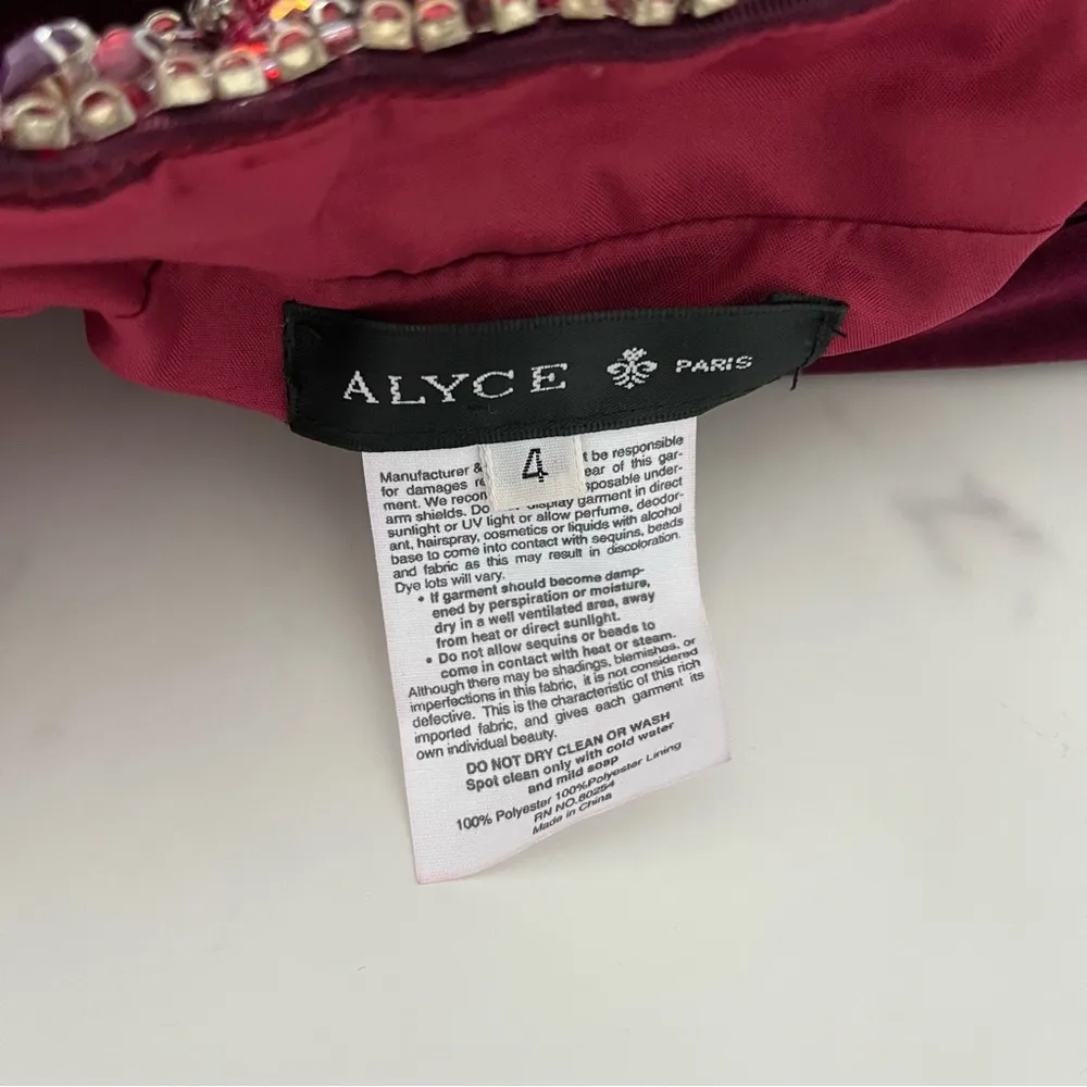 Alyce Paris mini dress Burgundy Velvet Homecoming Plunging V-neckline party Sz 4 - Image 3