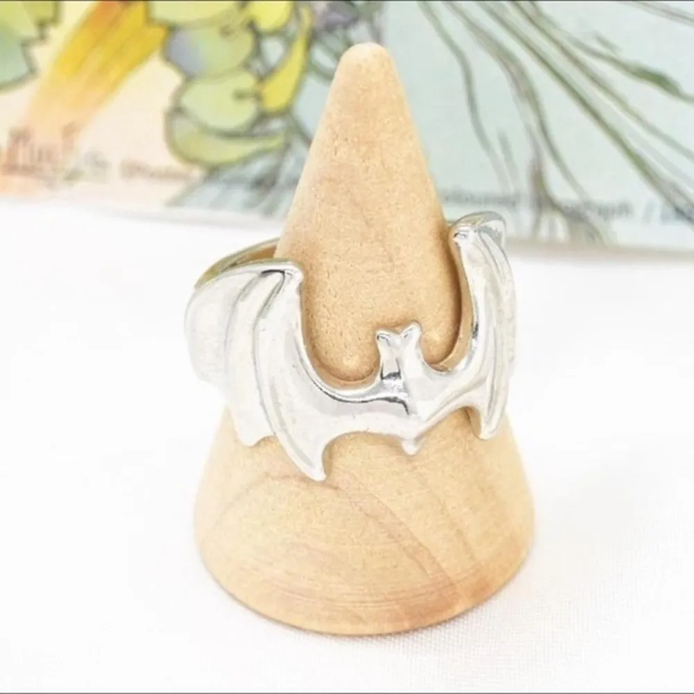 Silver Bat Ring - Image 4